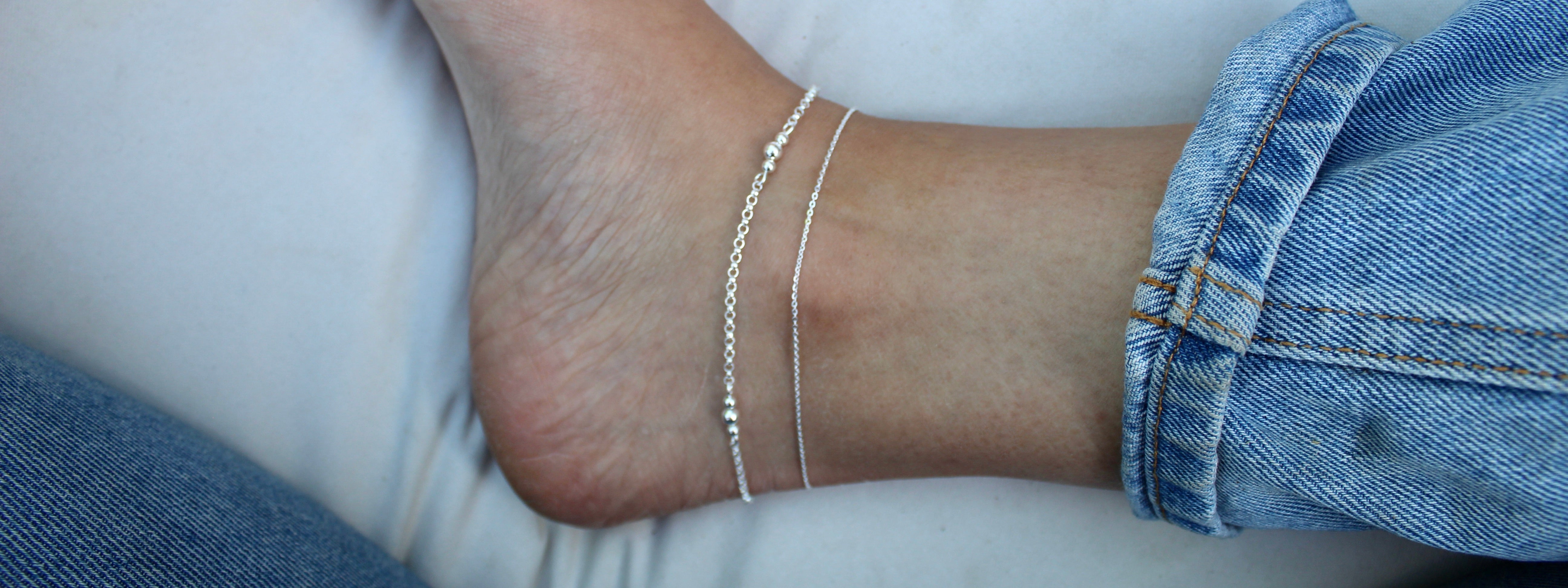 Bracelet de cheville.