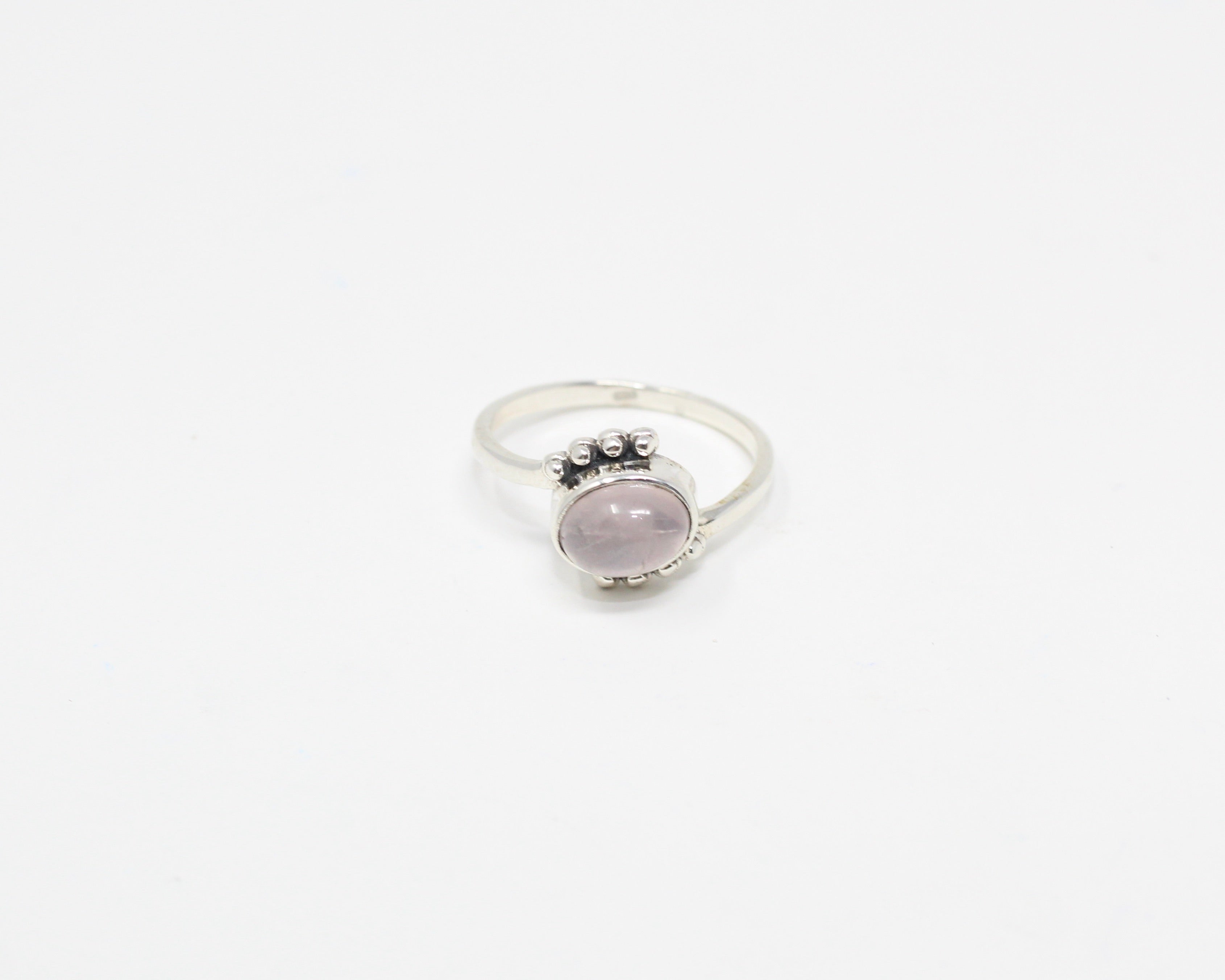 RIEUSE, bague argent sterling et pierre semi-précieuse, quartz rose.