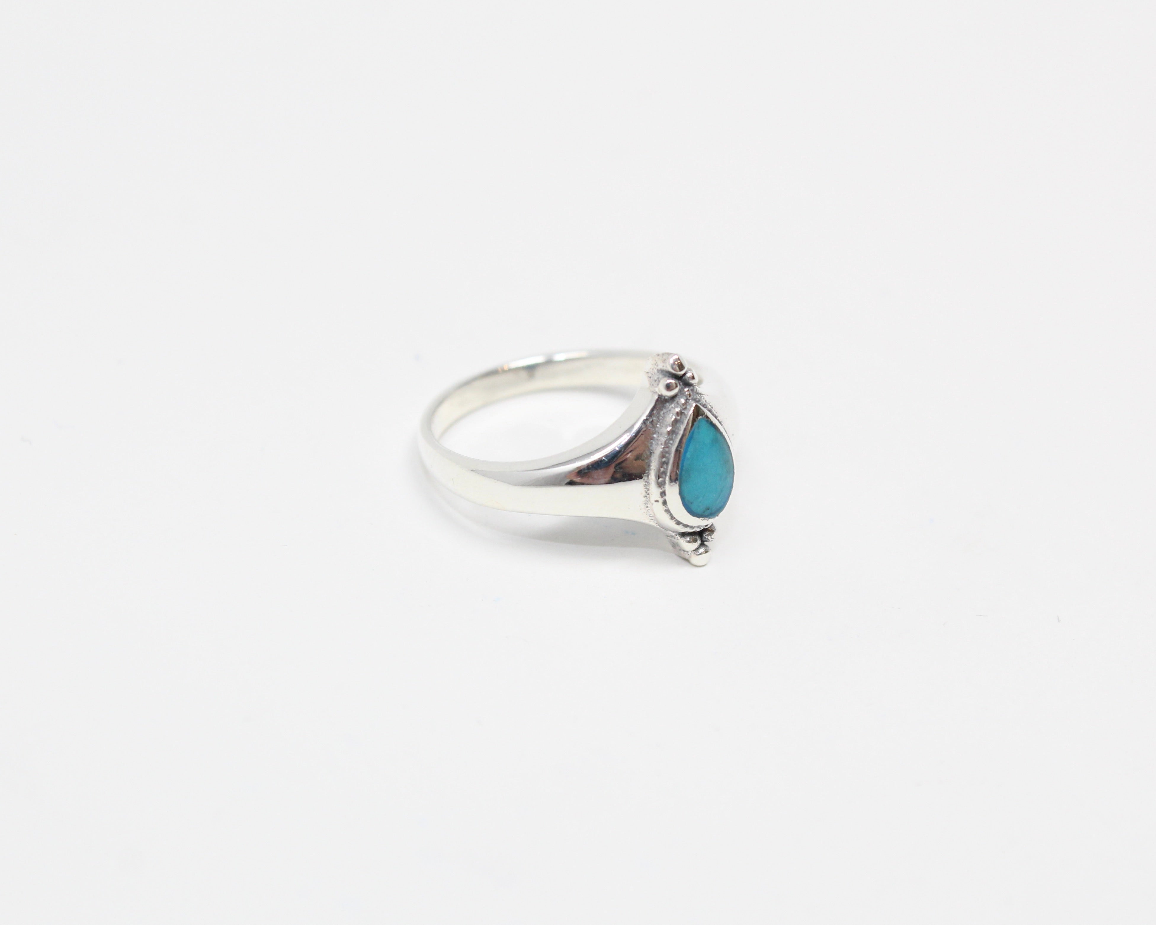 THAWI, bague argent sterling et turquoise, pierre semi-précieuse.