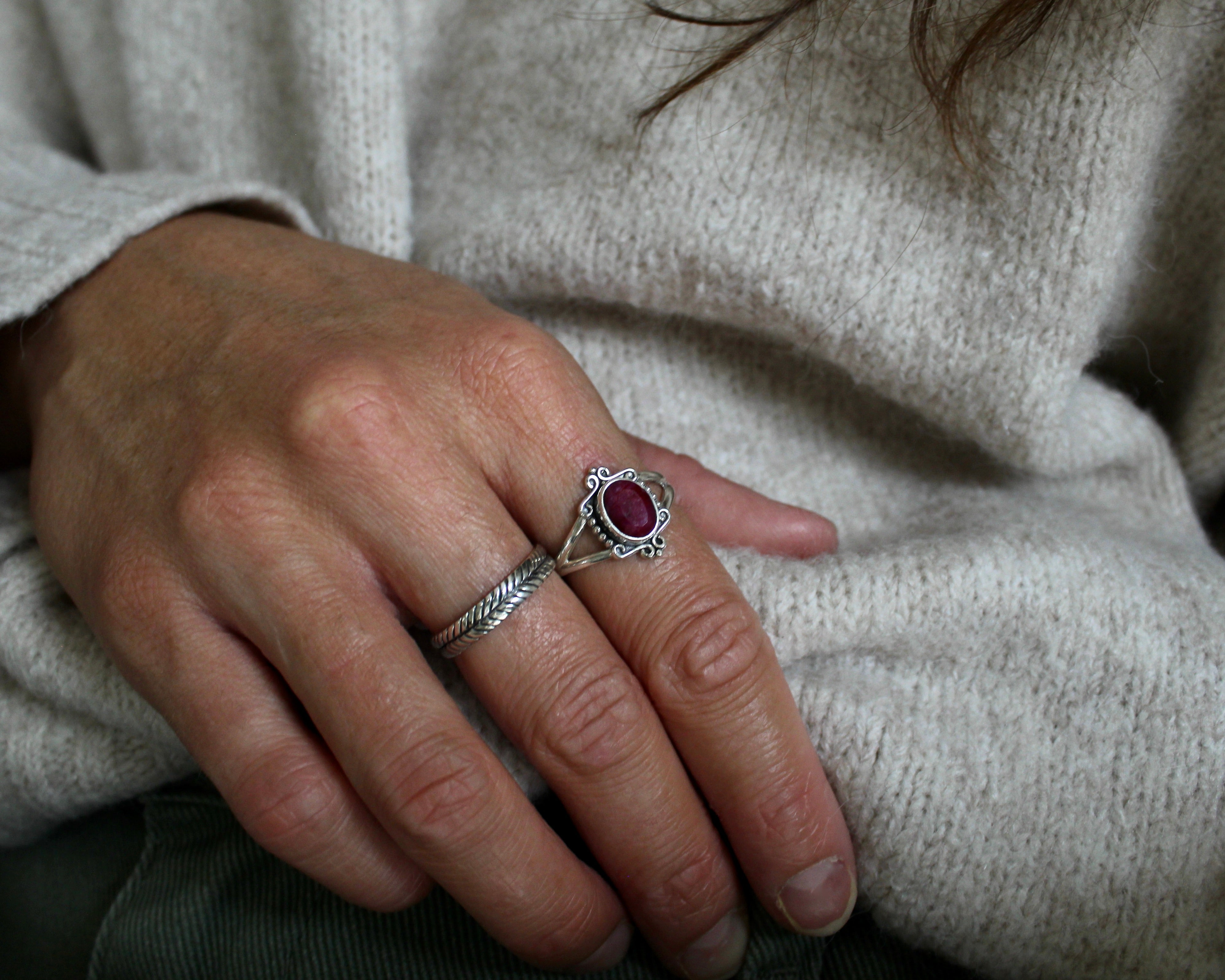 SUMAC, bague argent sterling et pierre semi-précieuse, rubis.