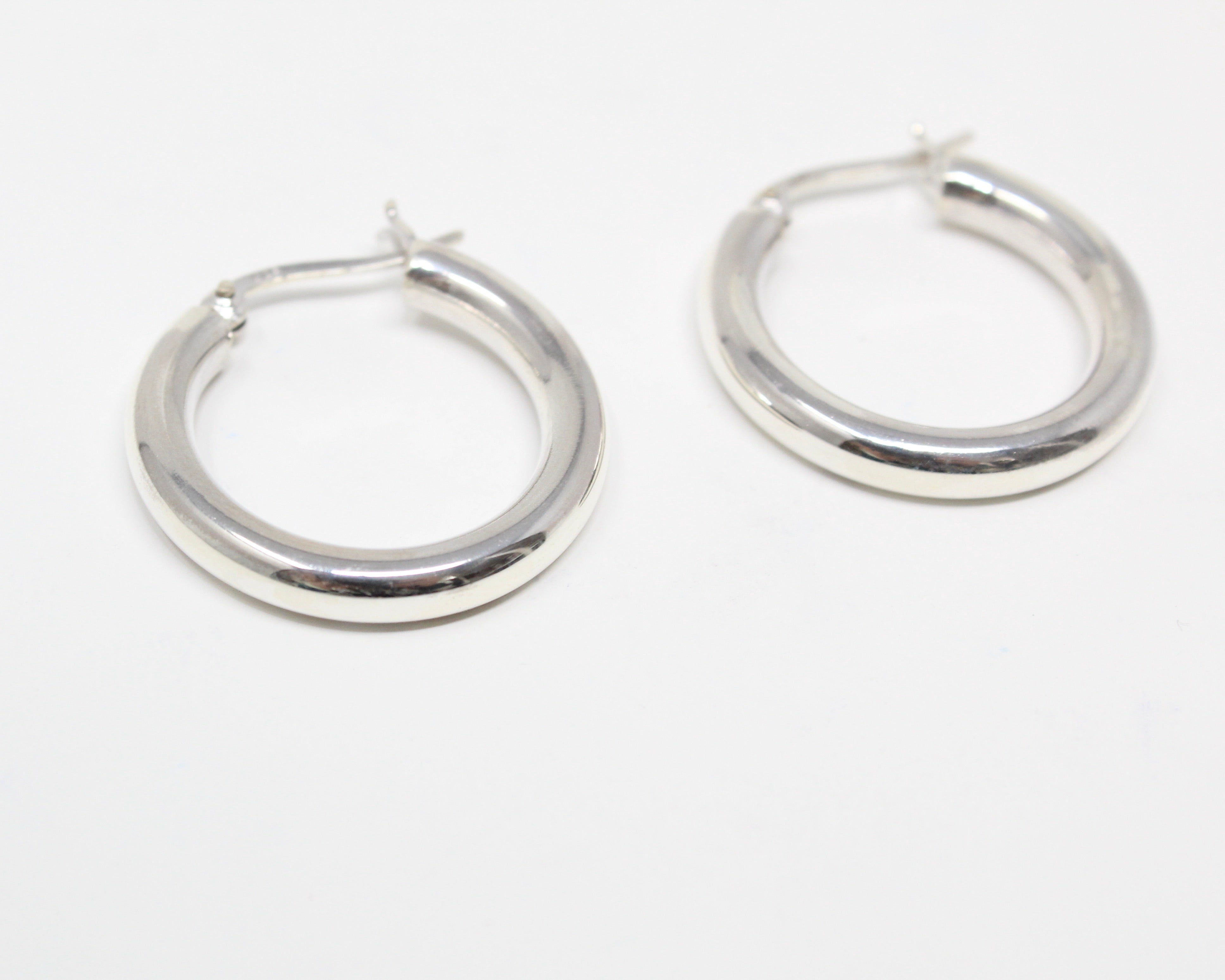 EMMA, anneaux argent sterling.