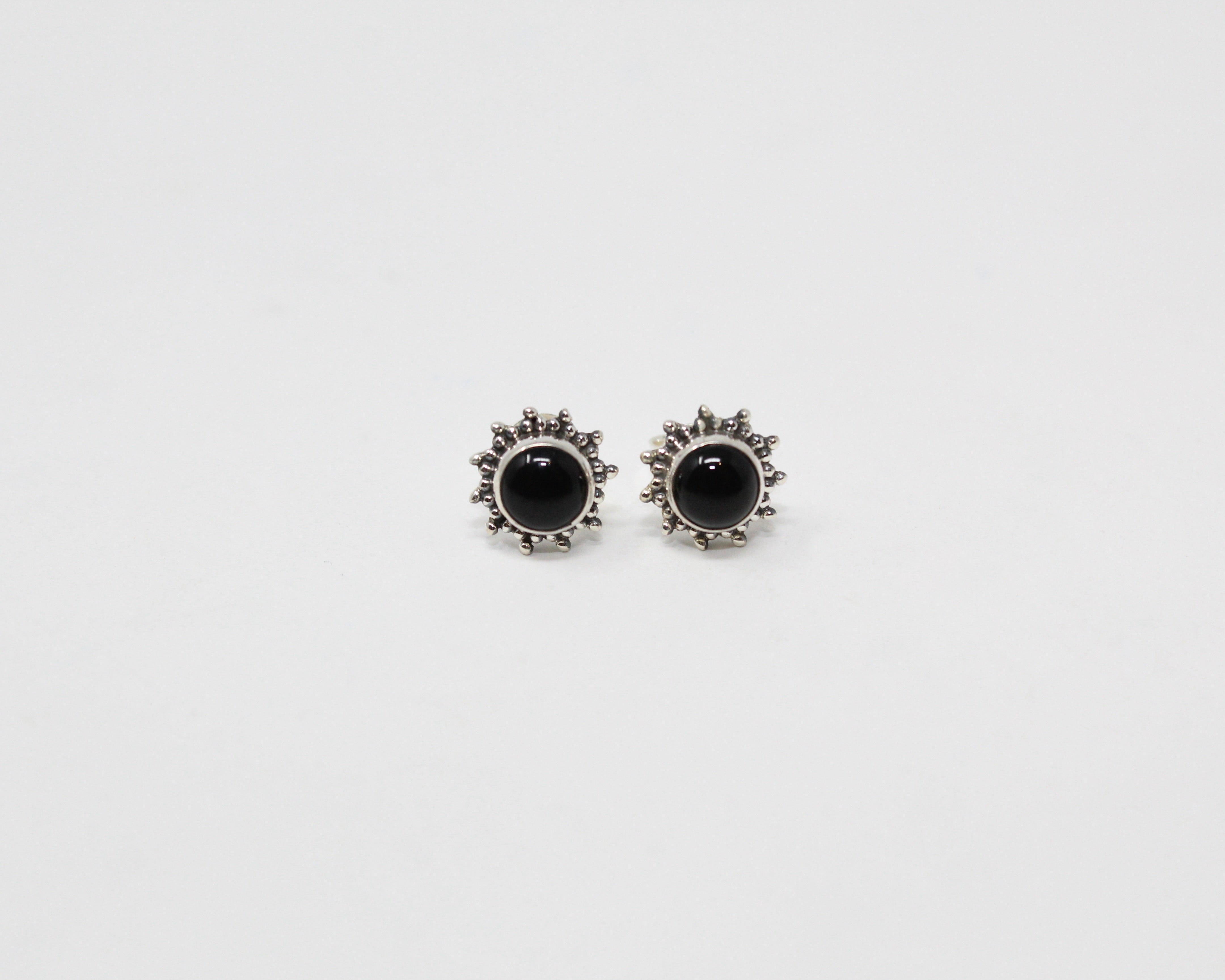 SOLAIRE, boucles d'oreilles argent sterling et pierre semi-précieuse, onyx.