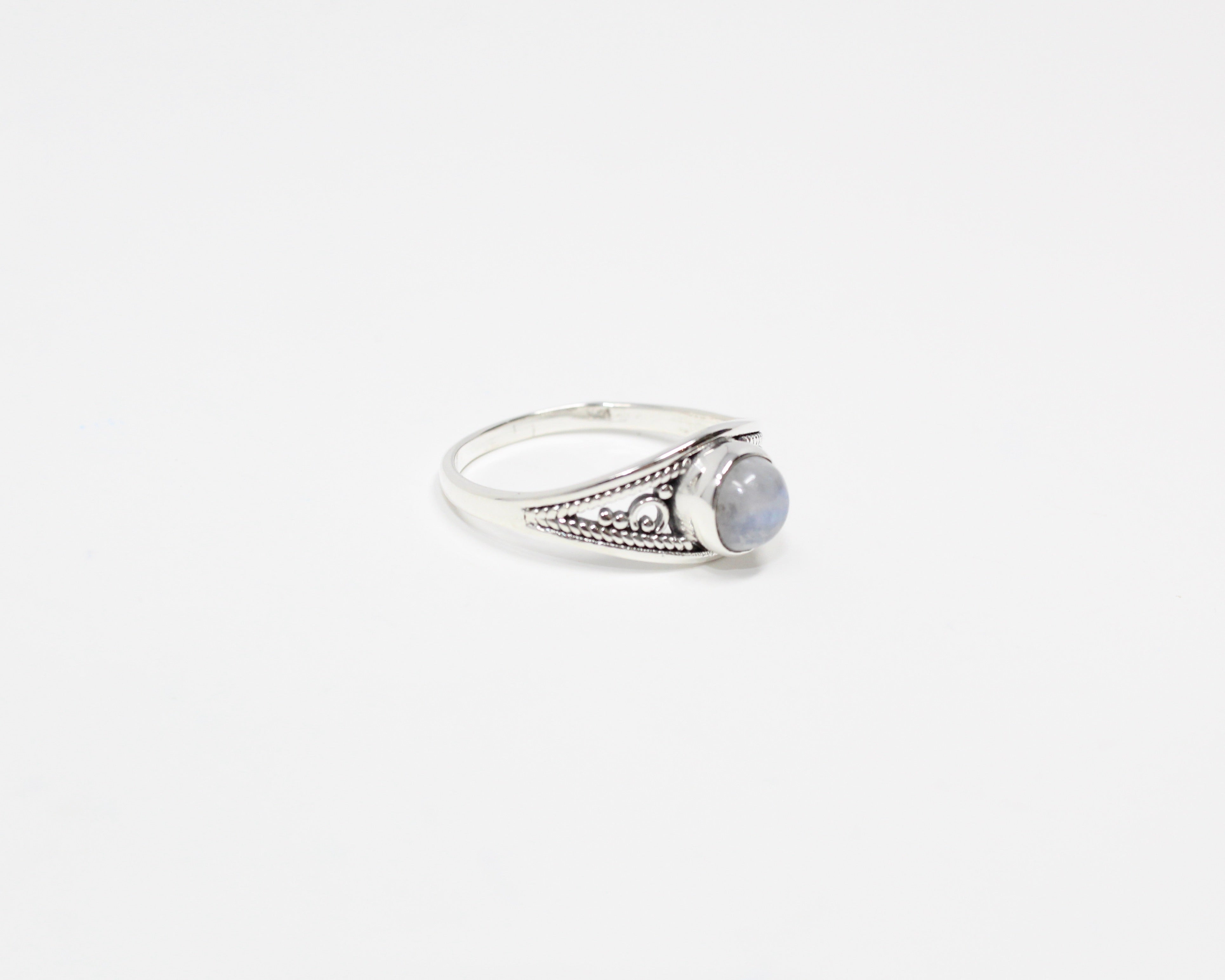 SAVANTE, bague argent sterling et pierre semi-précieuse, pierre de lune.
