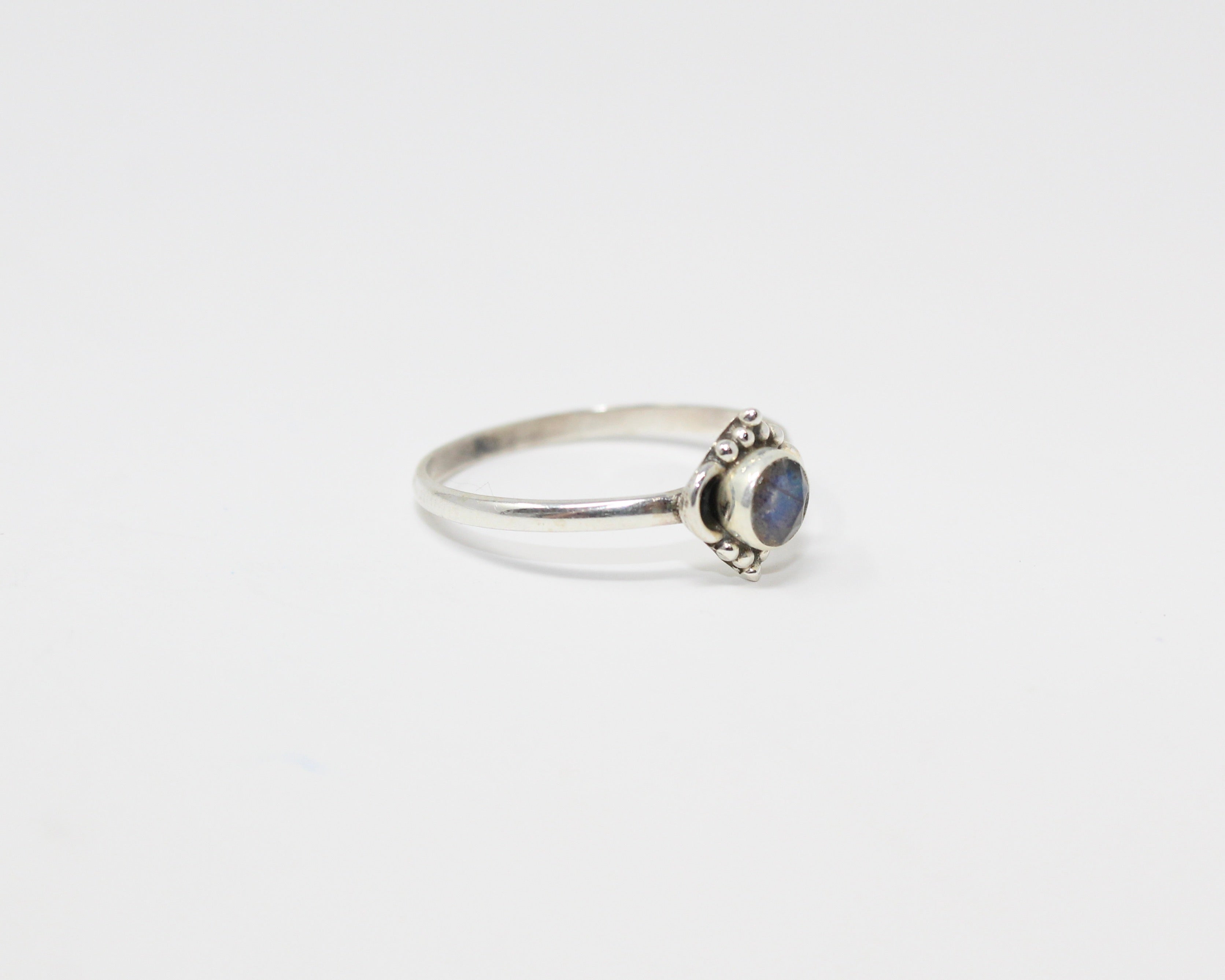 PAIX, bague argent sterling et pierre semi-précieuse, labradorite.