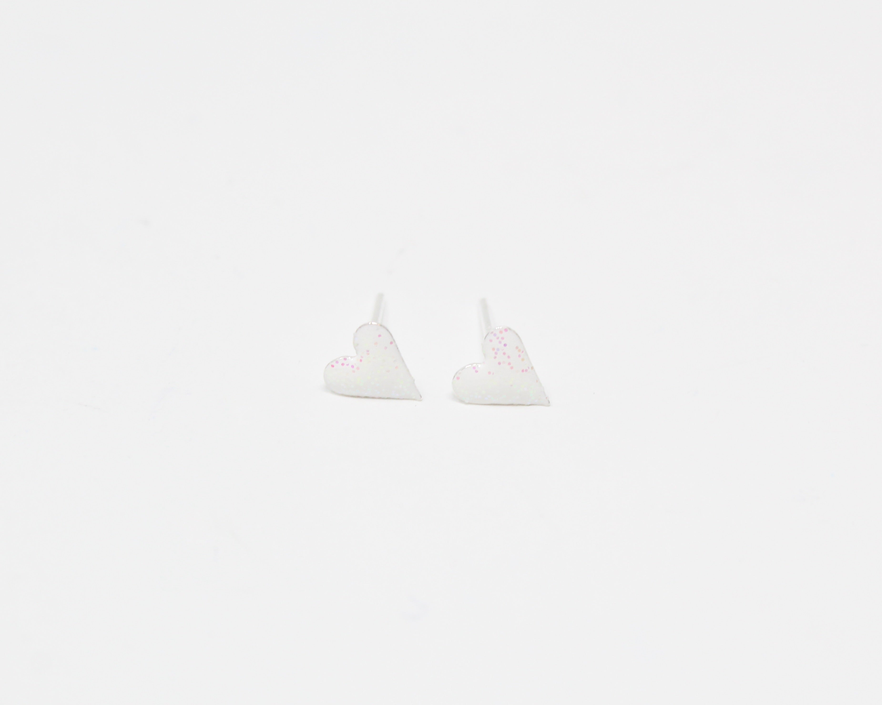 COEUR, boucle d'oreille argent sterling, émail, blanc.