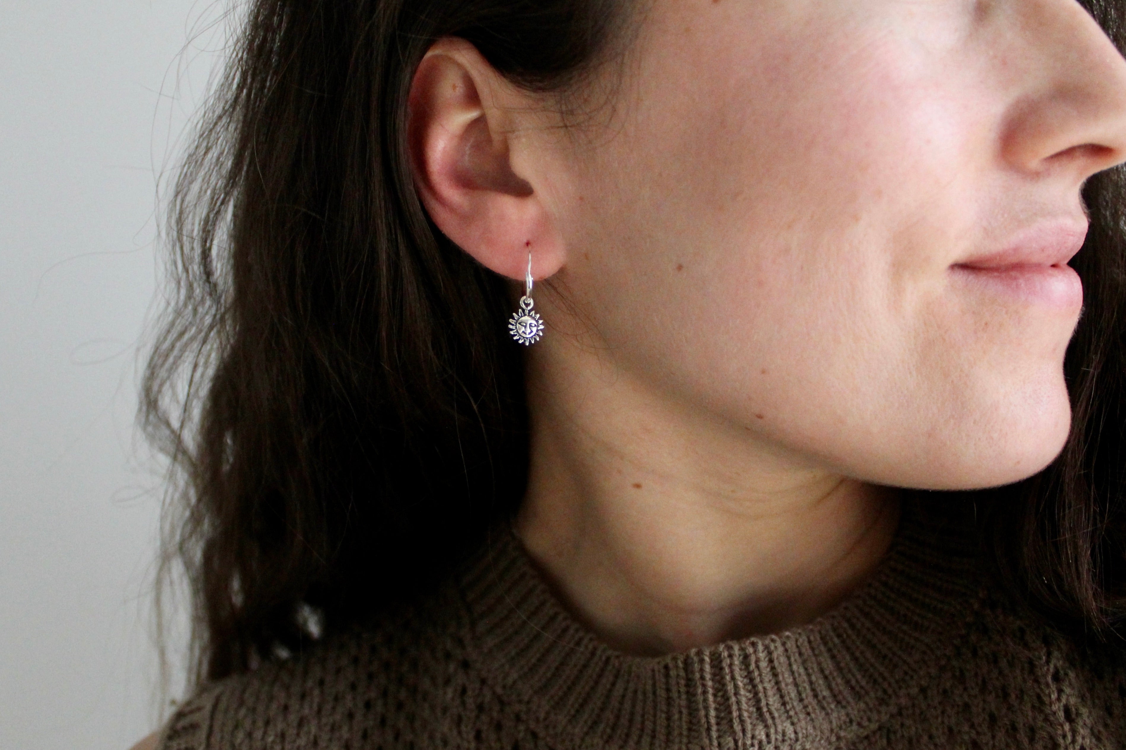 SOLEIL, boucle d'oreille argent sterling.