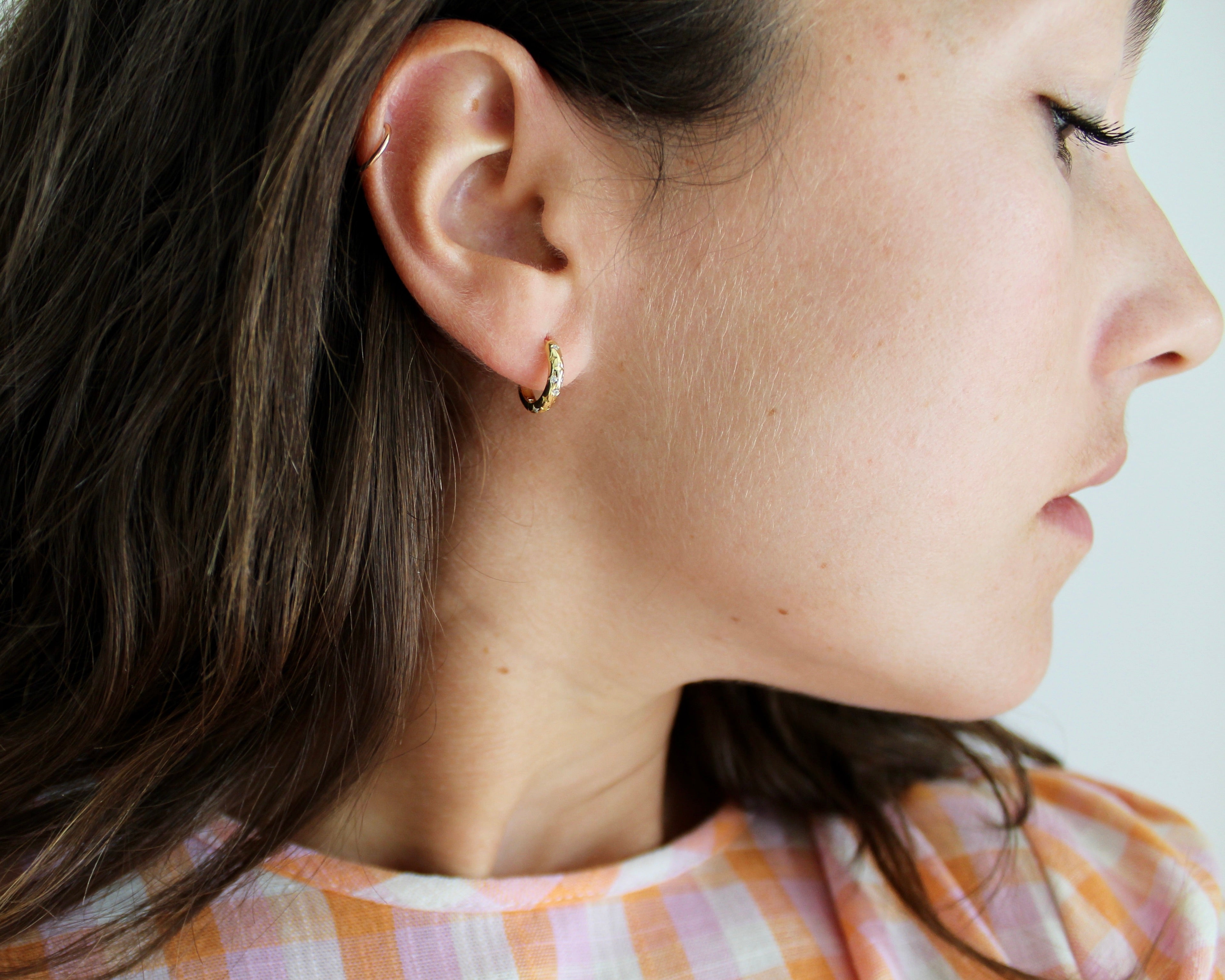 THÉA, boucle d'oreille en or vermeil.