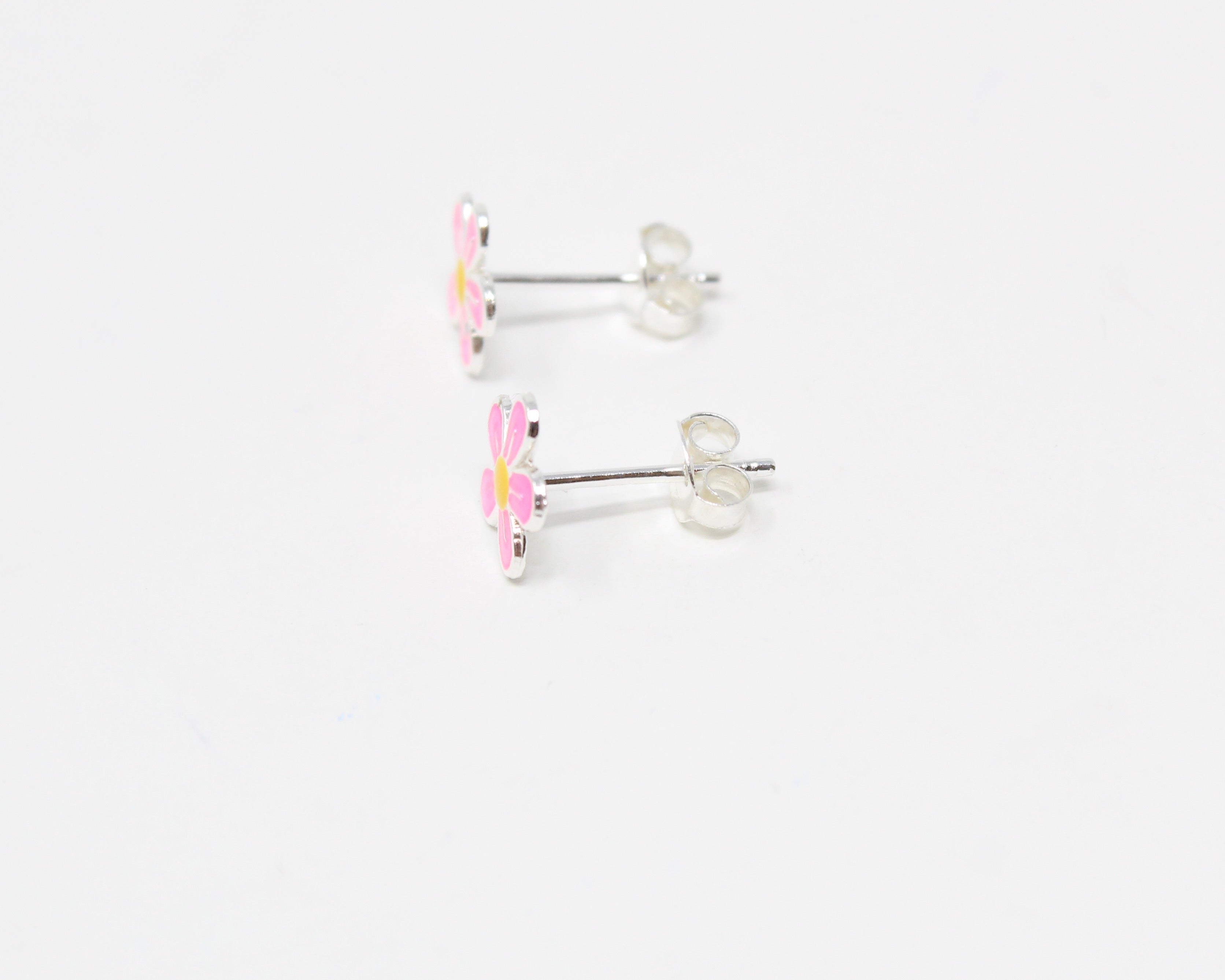 MARGUERITE, boucle d'oreille argent sterling, émail, rose.