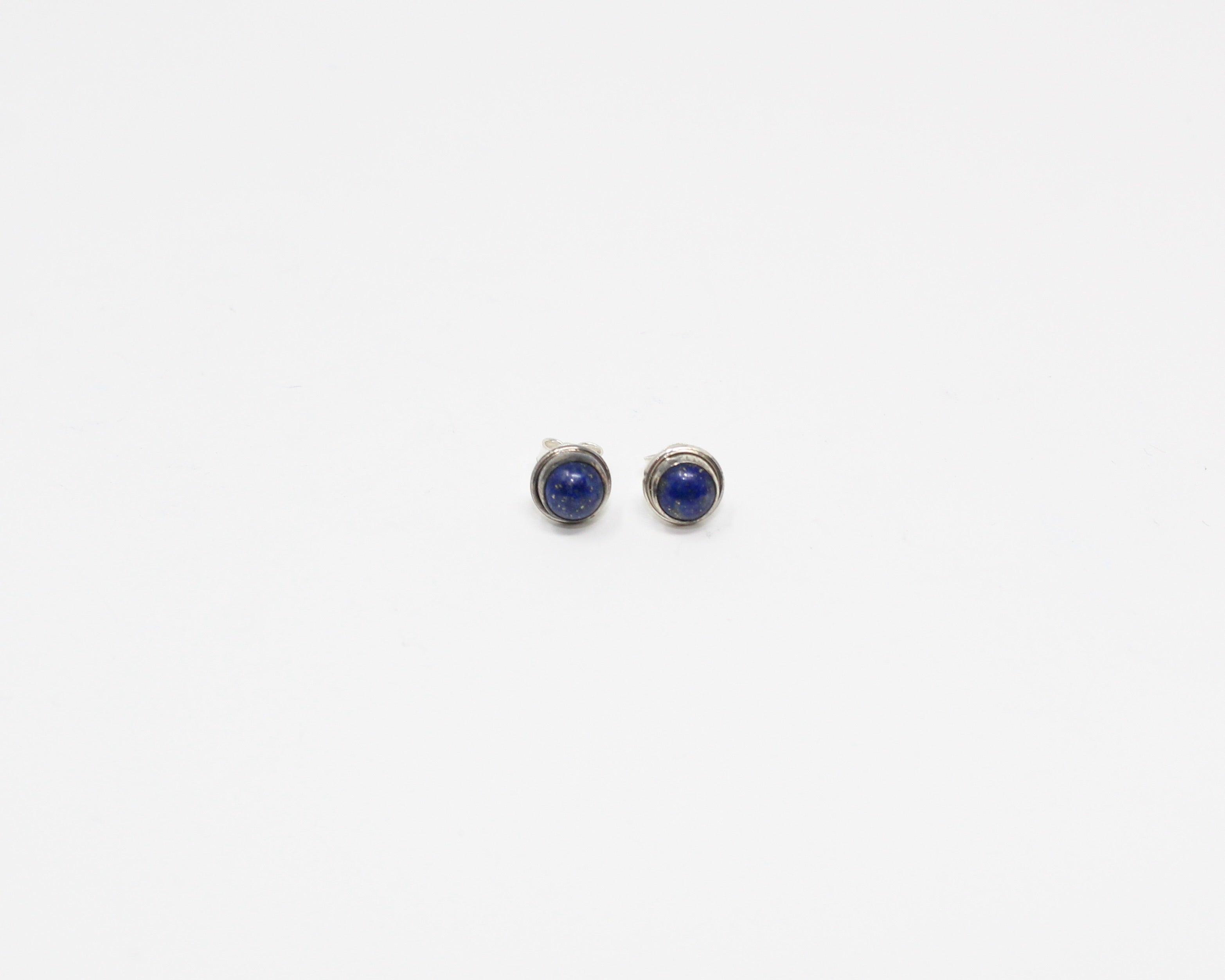 CHARME, boucle d'oreille, argent sterling et pierre semi-précieuse, lapis-lazuli.