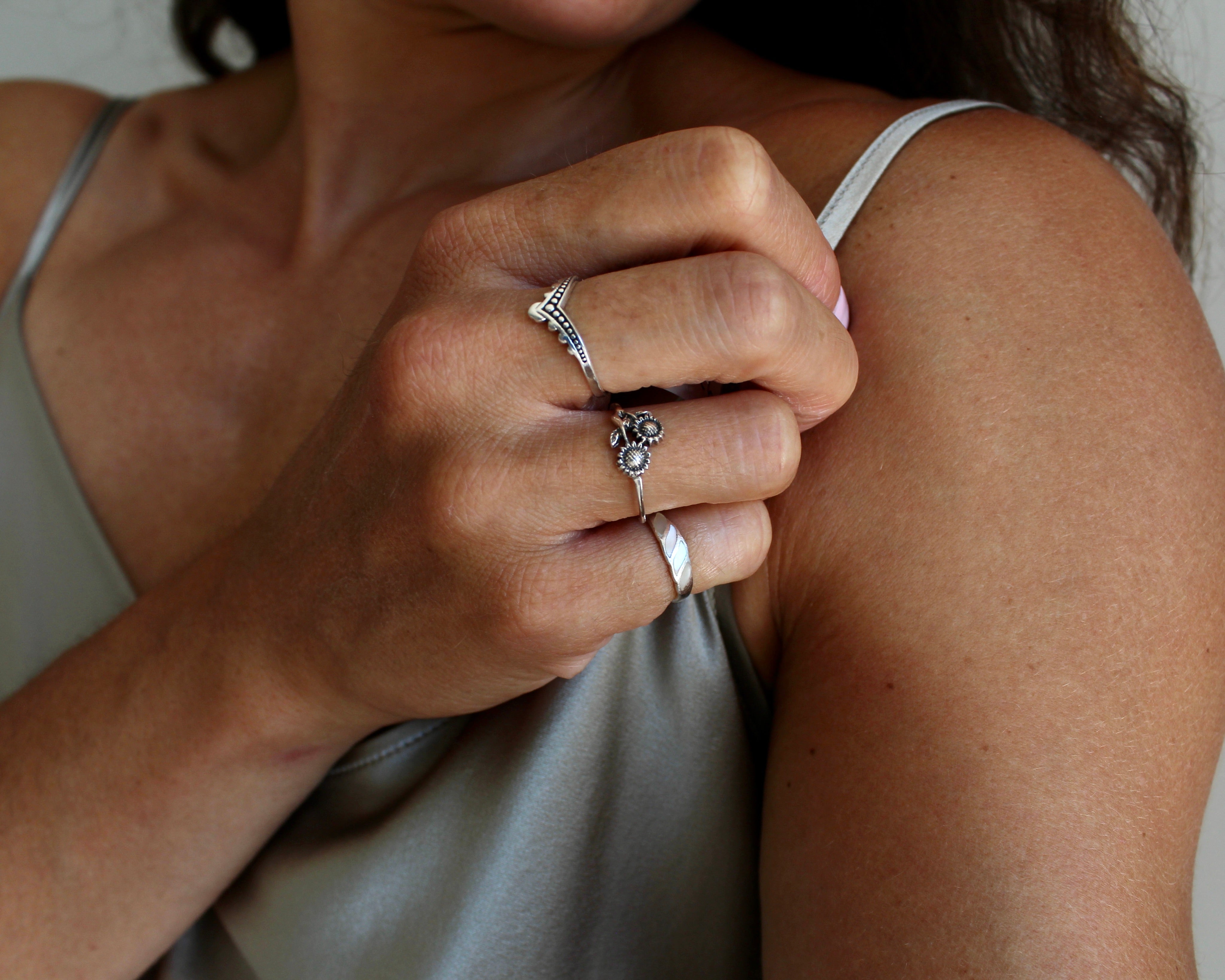 NACRE, bague argent sterling et nacre de perle.