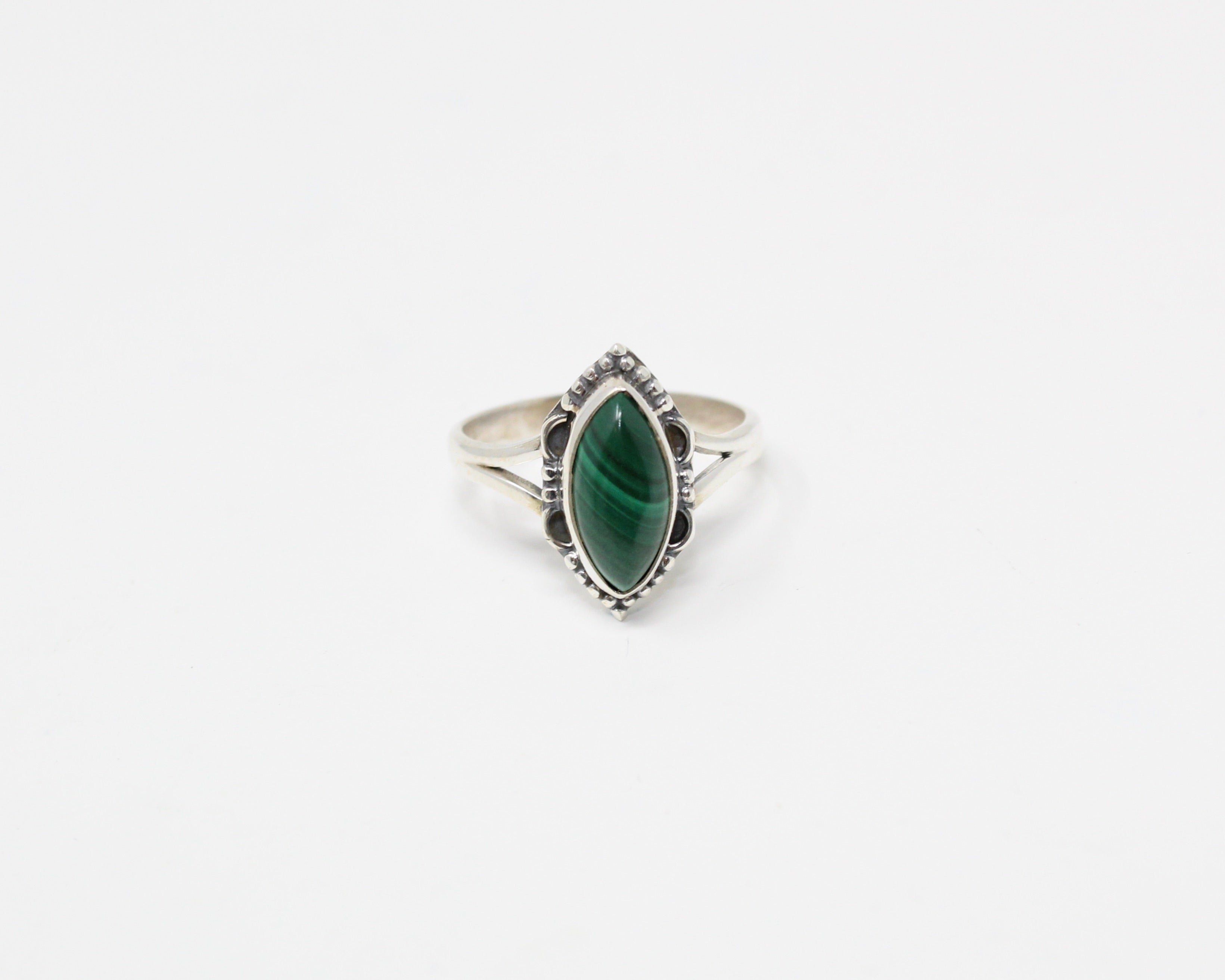 PERSÉVÉRANCE, bague argent sterling et pierre semi-précieuse, malachite.