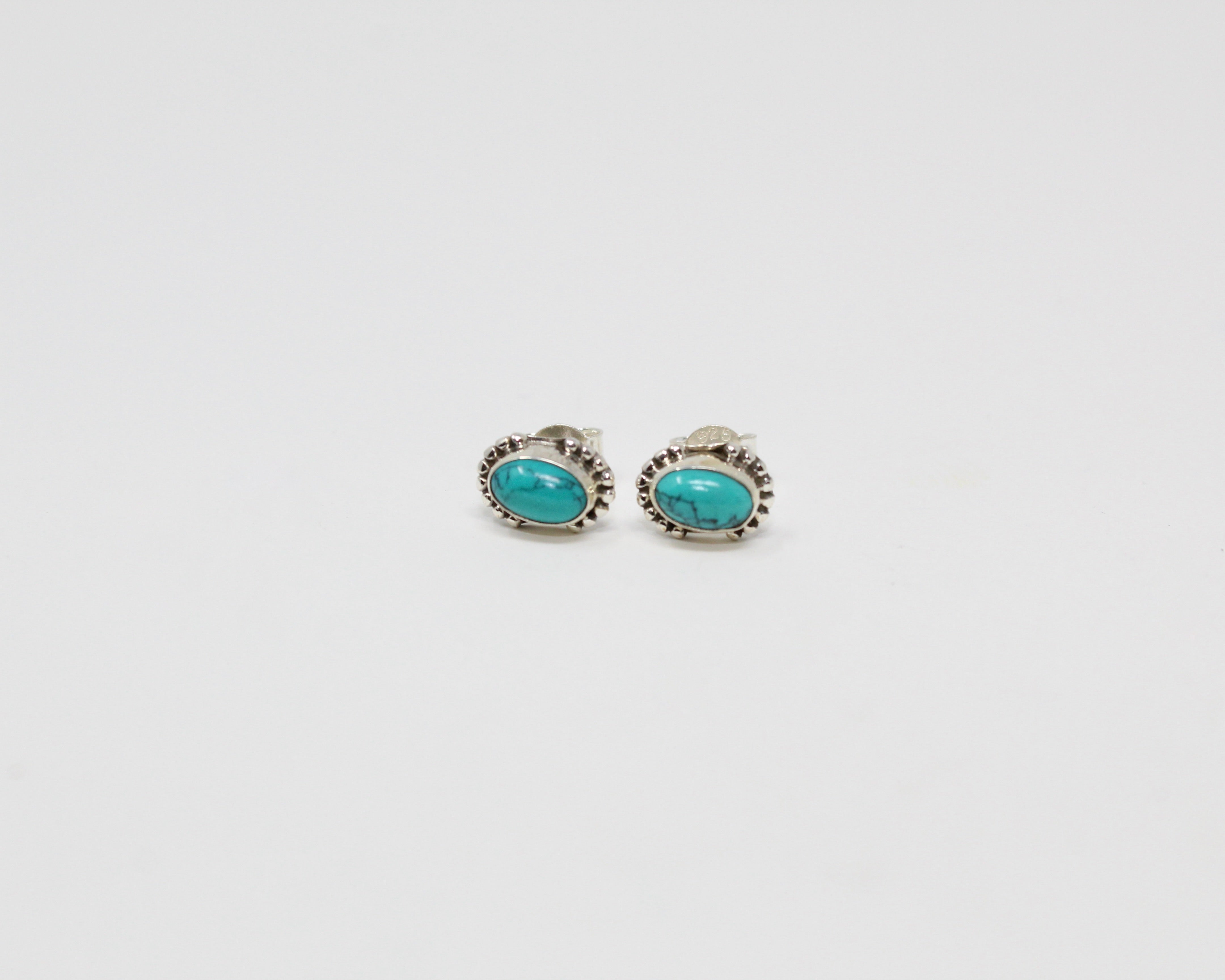 Rieuse, boucles d'oreilles argent sterling et pierre semi-précieuse, turquoise.