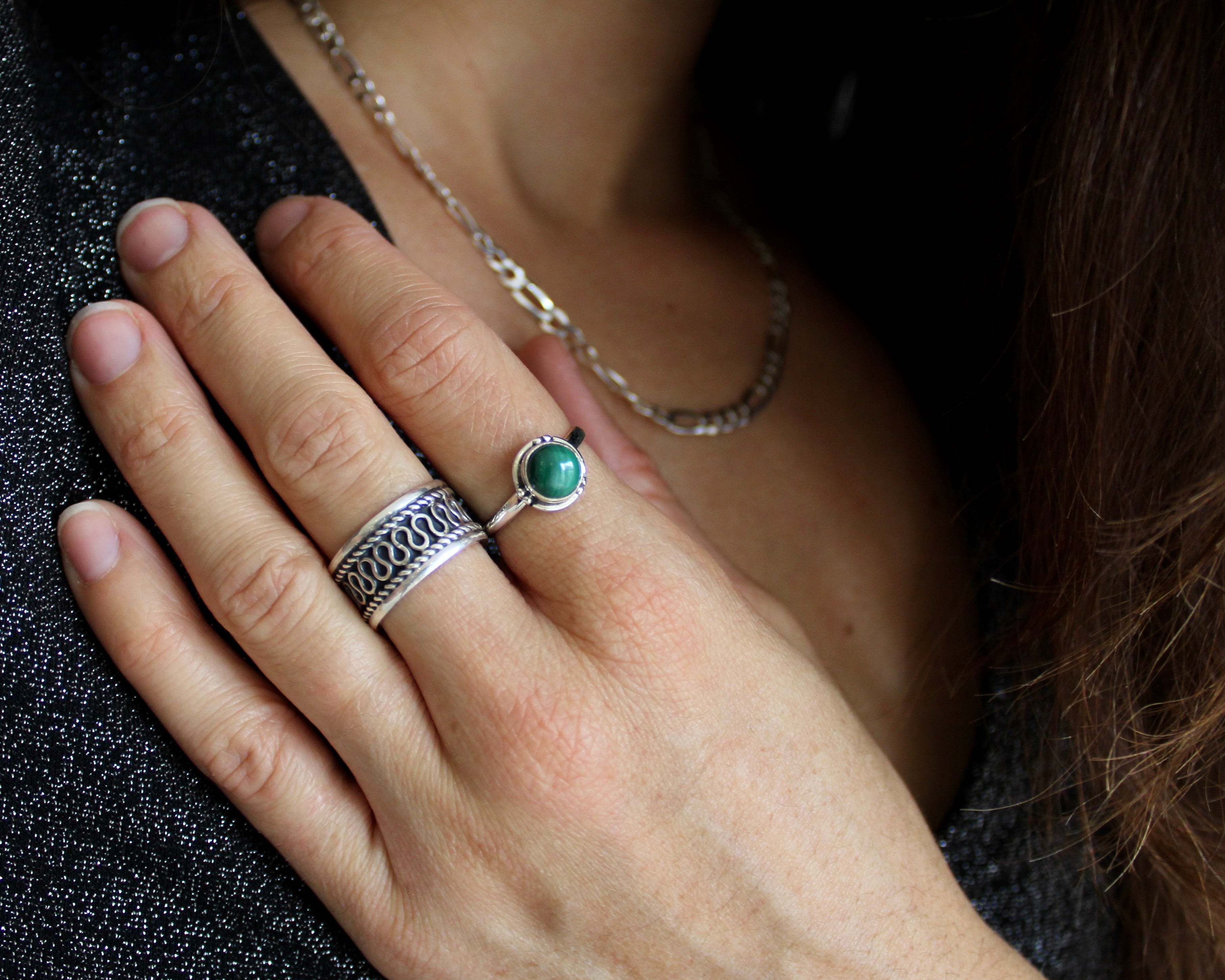 FÉLICITÉ, bague argent sterling et pierre semi-précieuse, malachite.