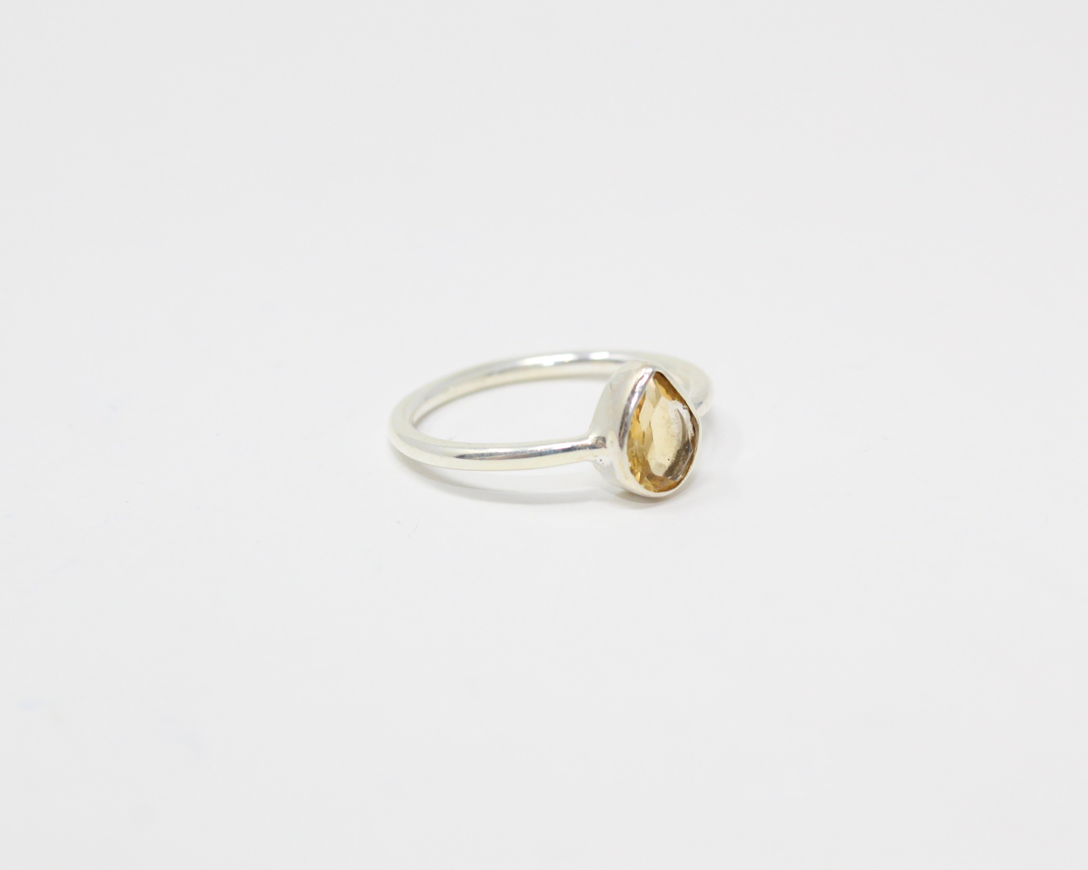 PLEXUS, argent sterling et pierre semi-précieuse, citrine.