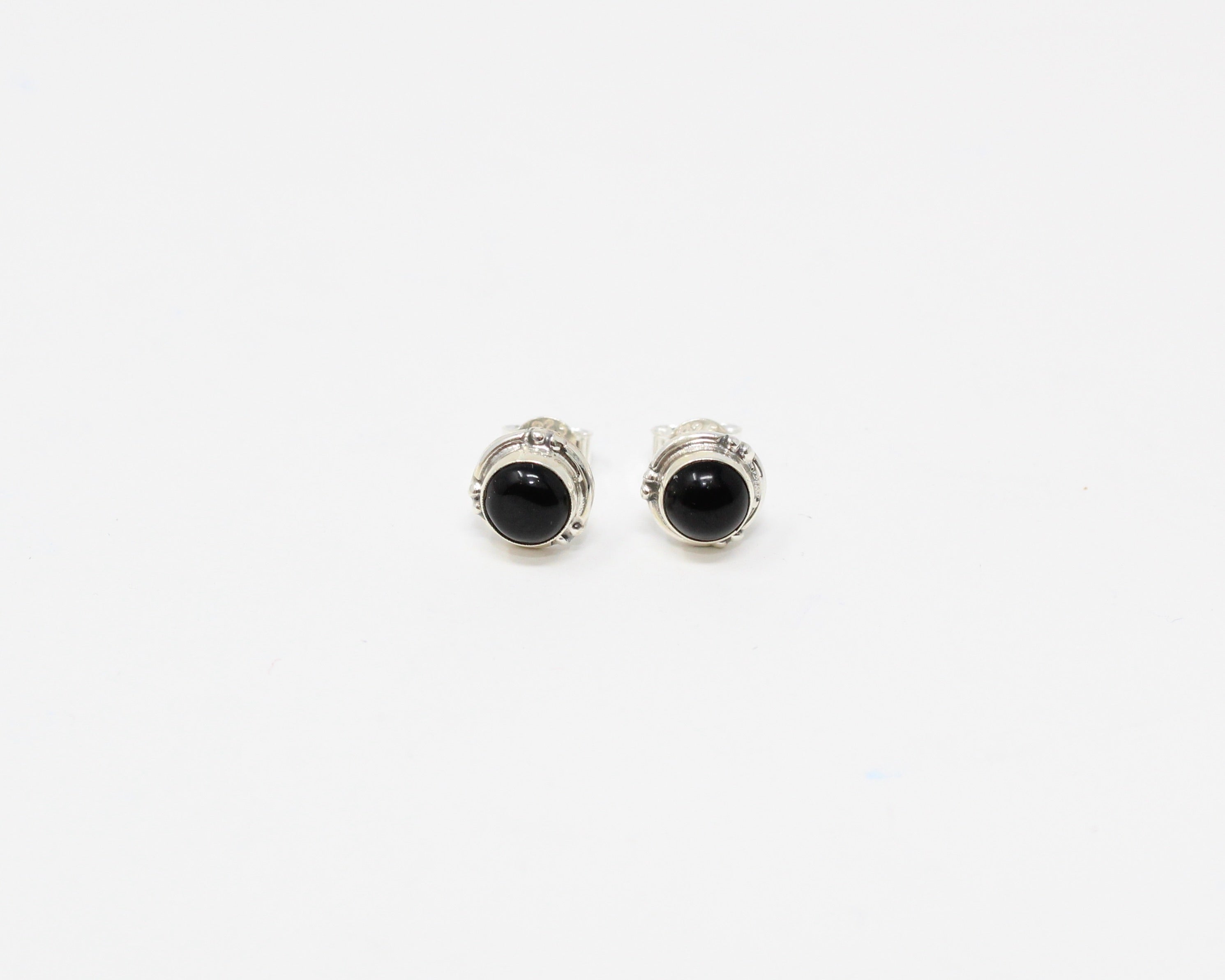 GRACE, boucles d'oreilles, argent sterling et pierre semi-précieuse, onyx.