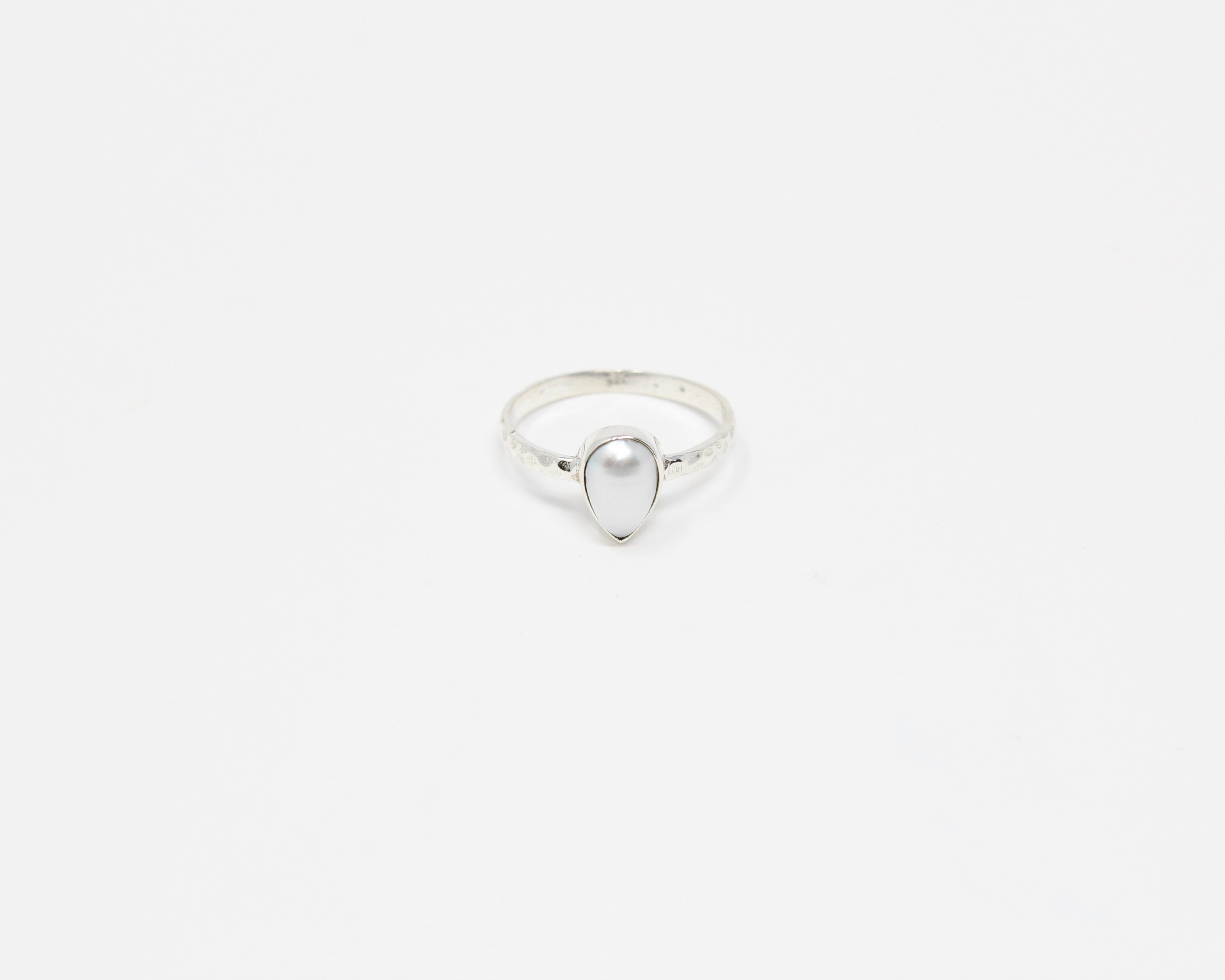 RADIEUSE, bague argent sterling, perle.