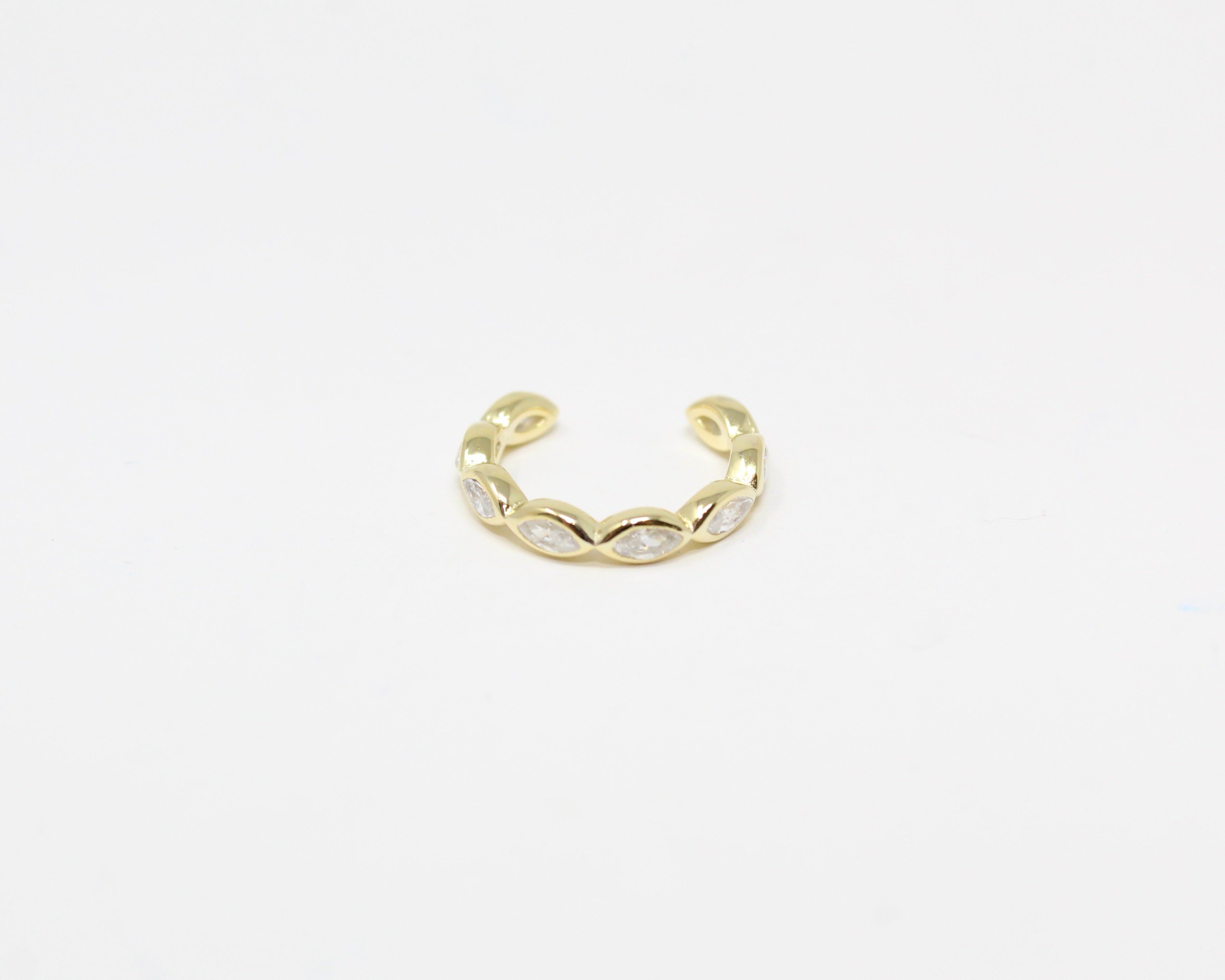 ISO, ear cuff, manchette d'oreille, or vermeil, argent sterling plaqué or.