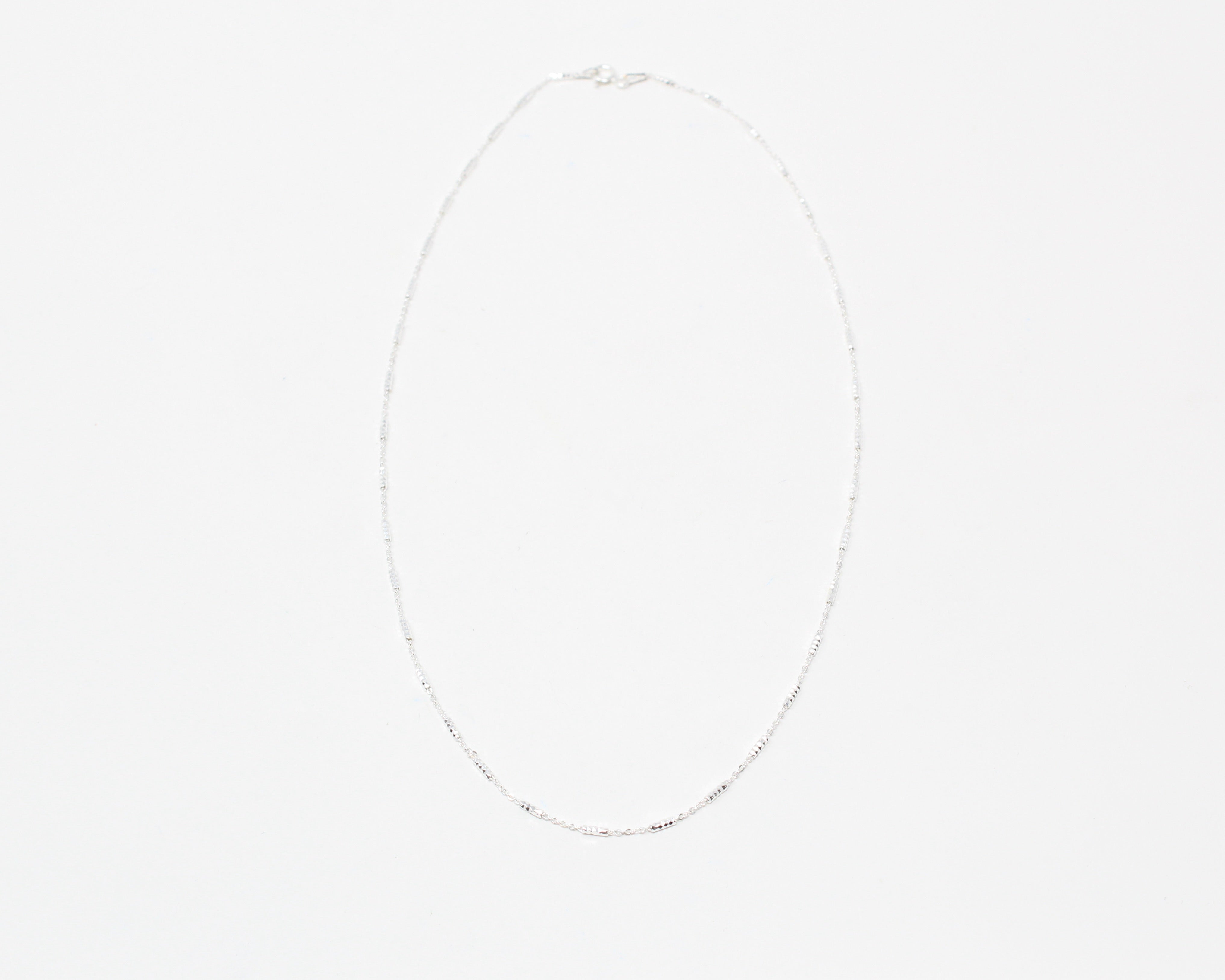 Cérès, chaine en argent sterling.