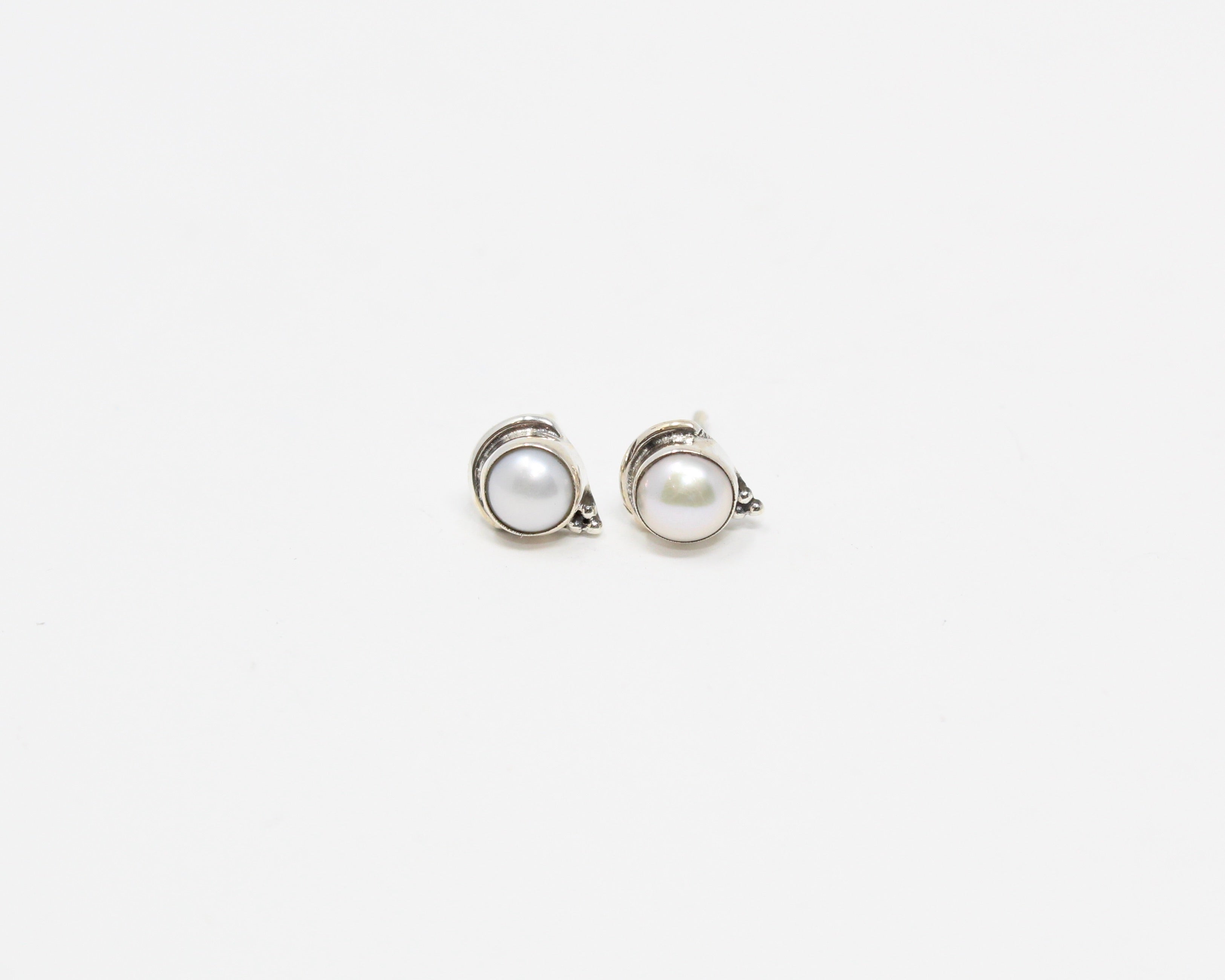 FINESSE, boucle d'oreille argent sterling et pierre semi-précieuse, perle.