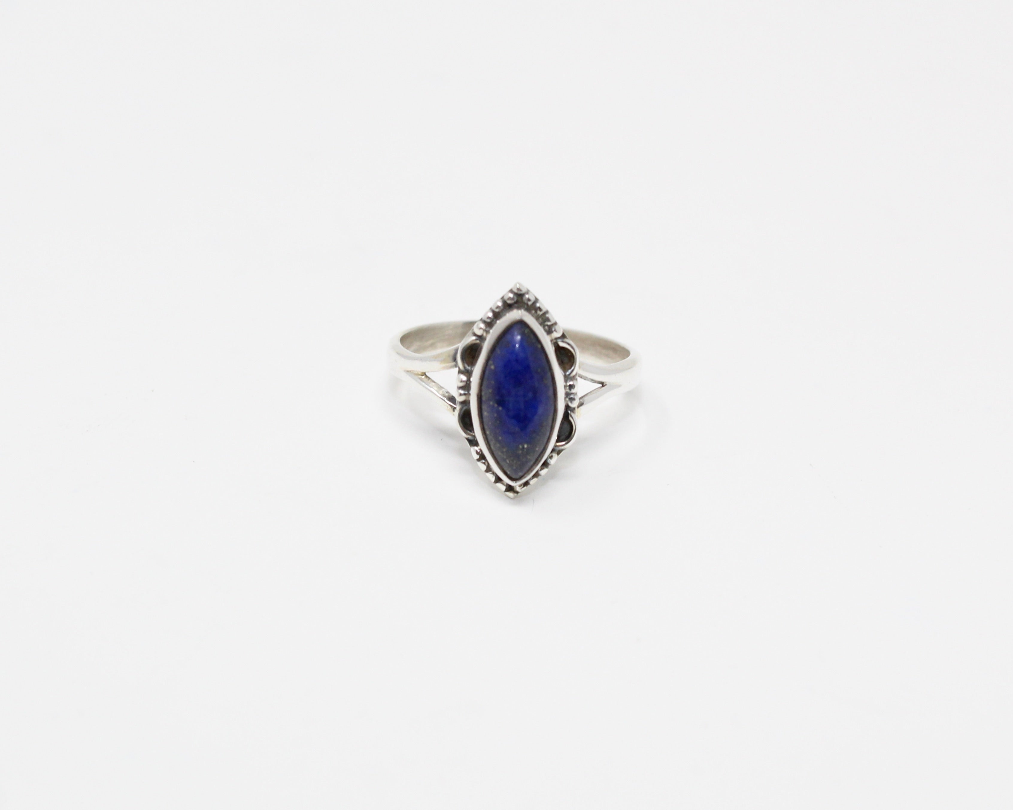 PERSÉVÉRANCE, bague argent sterling et pierre semi-précieuse, lapis-lazuli.