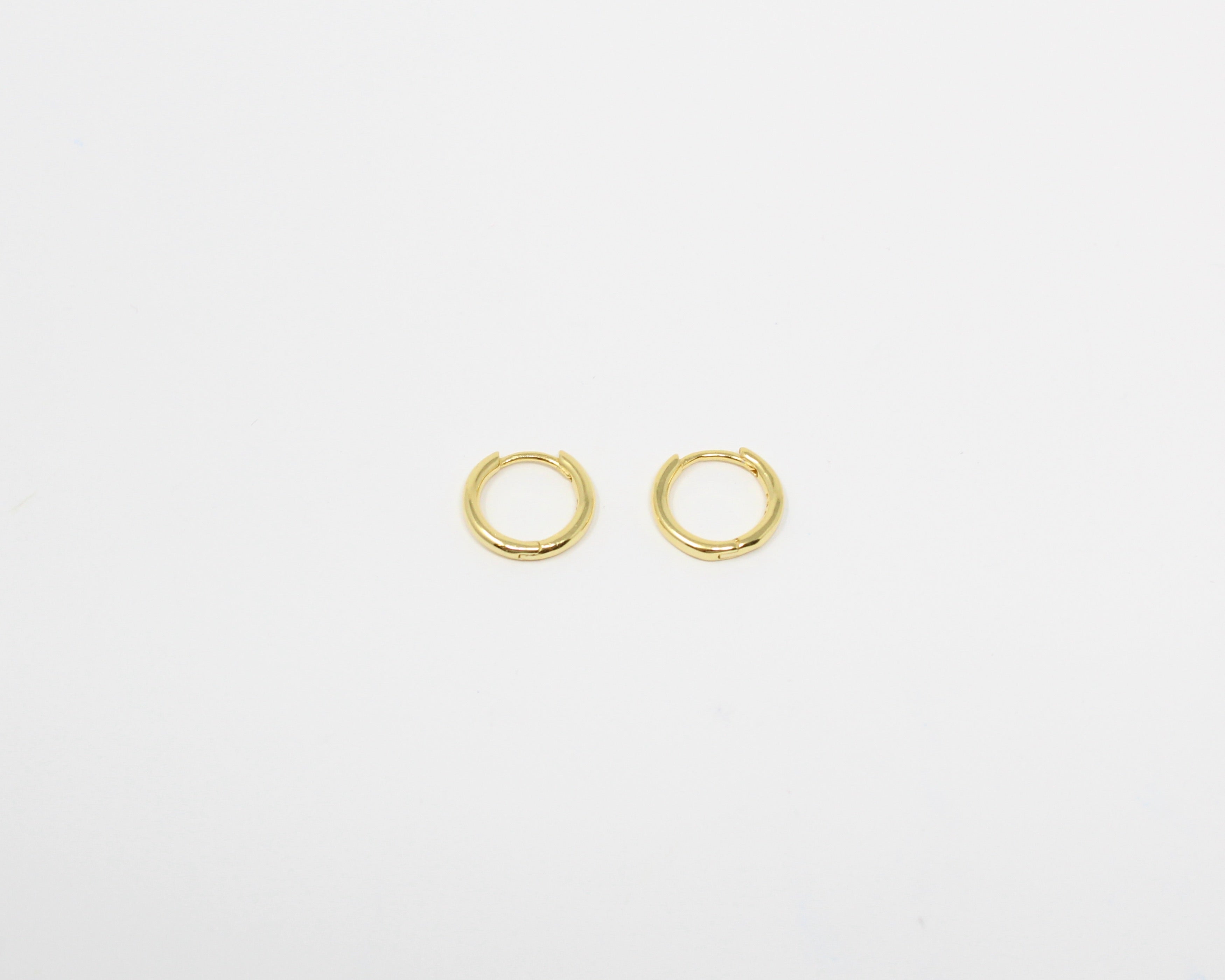 AURI, anneaux, or vermeil.