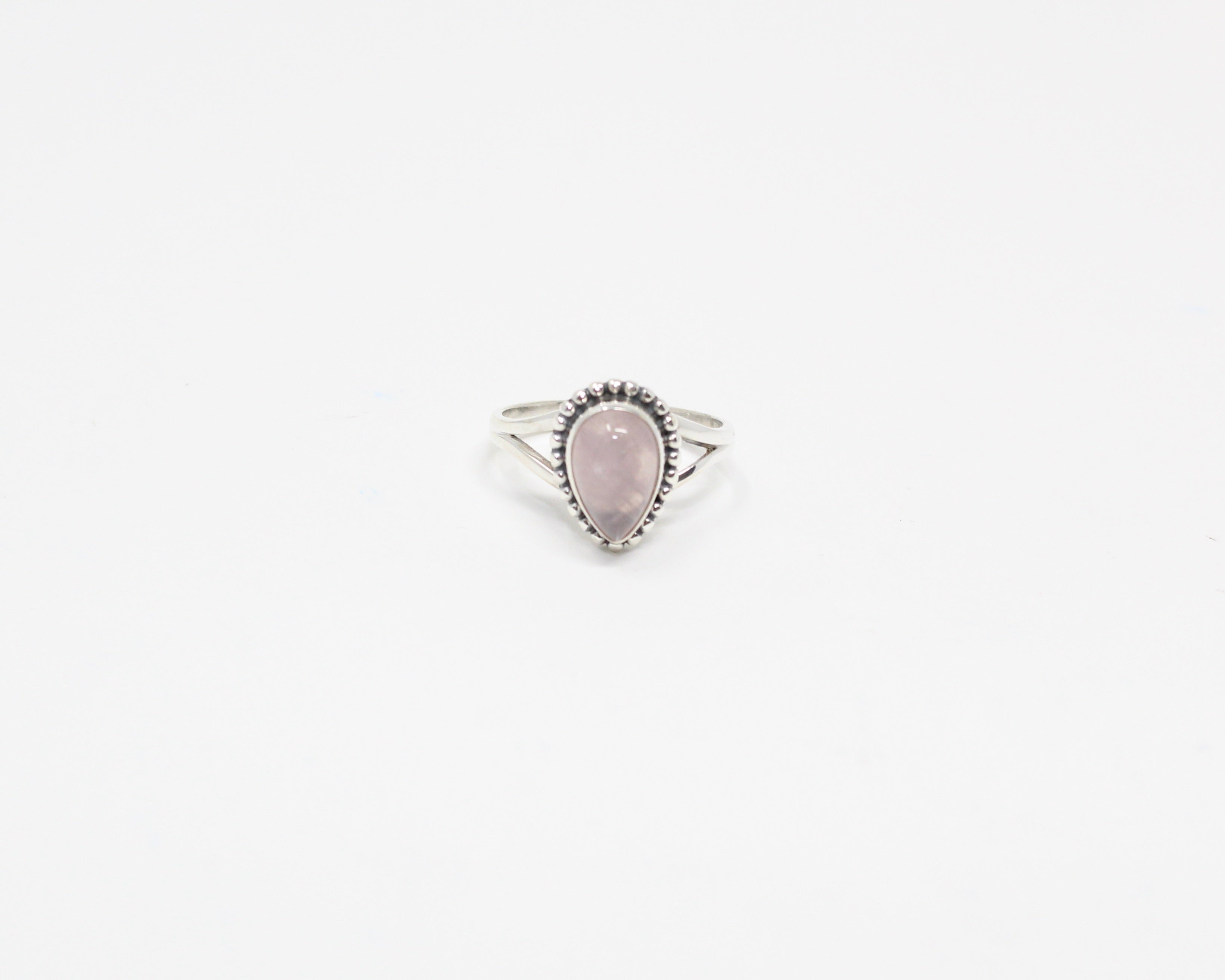 HARA, bague argent sterling et pierre semi-précieuse, quartz rose.