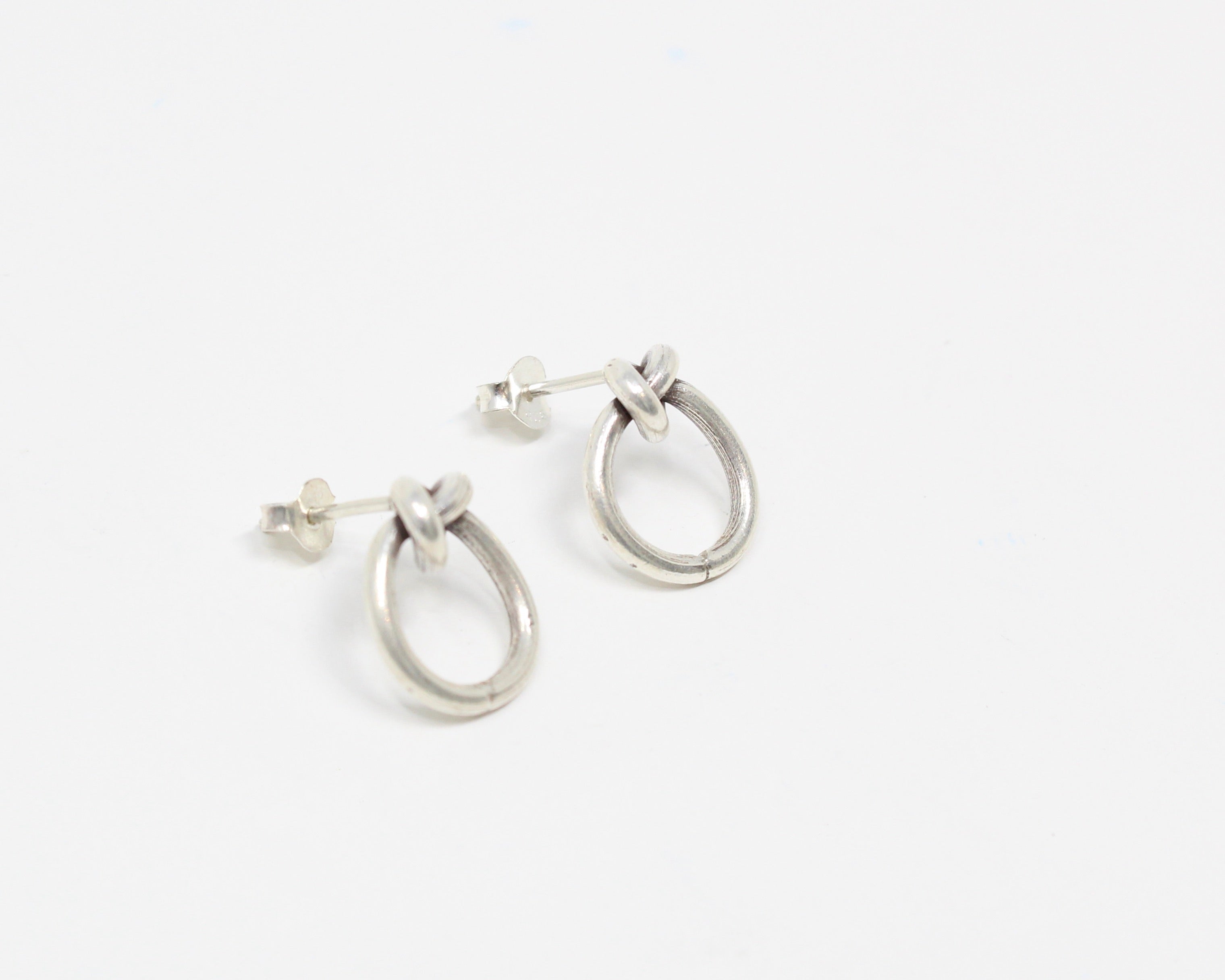 KAE, boucles d'oreilles argent.