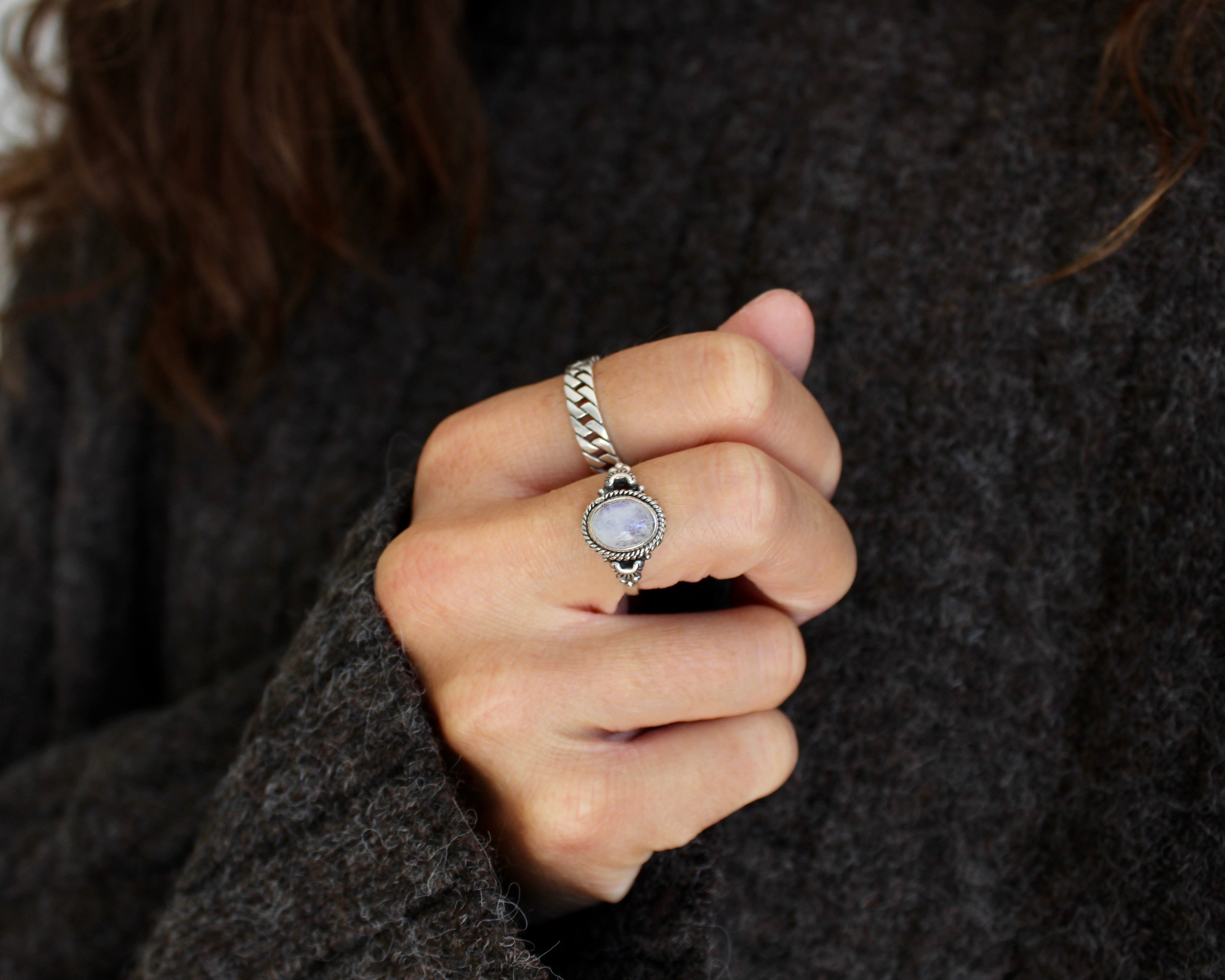 COURAGE, bague argent sterling et pierre semi-précieuse, PIERRE DE LUNE.