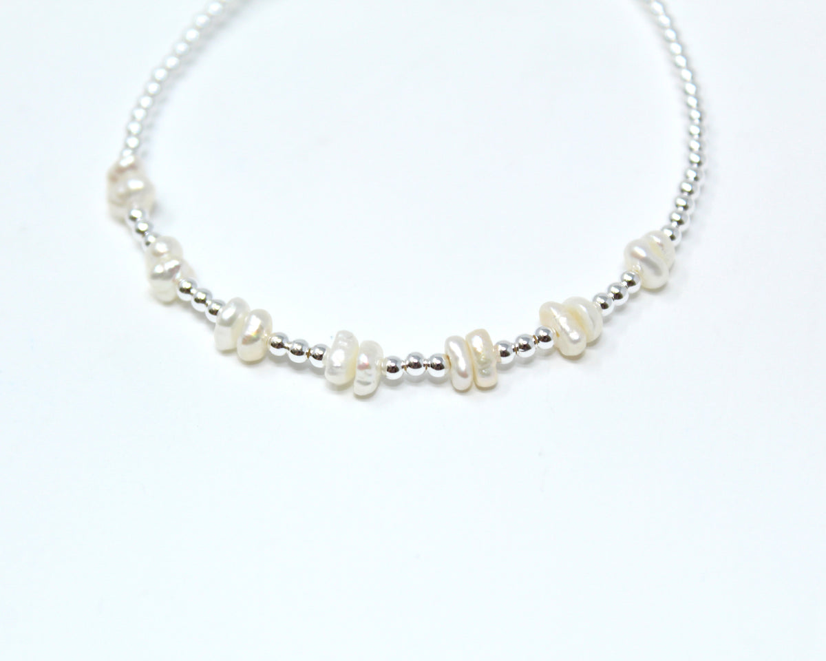 Nacre, bracelet argent sterling et perles.