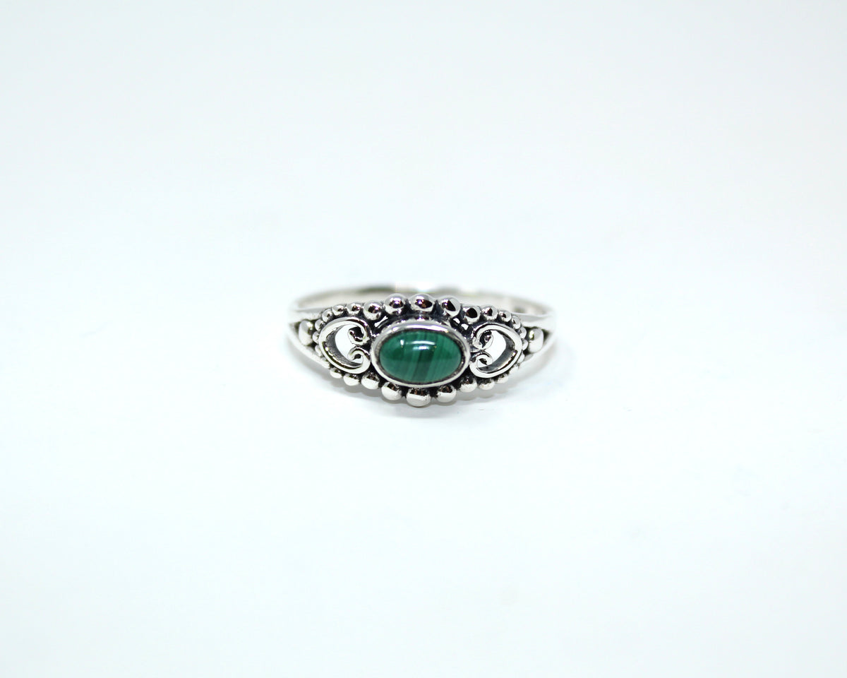Liberté, bague argent sterling et pierre semi-précieuse, malachite.