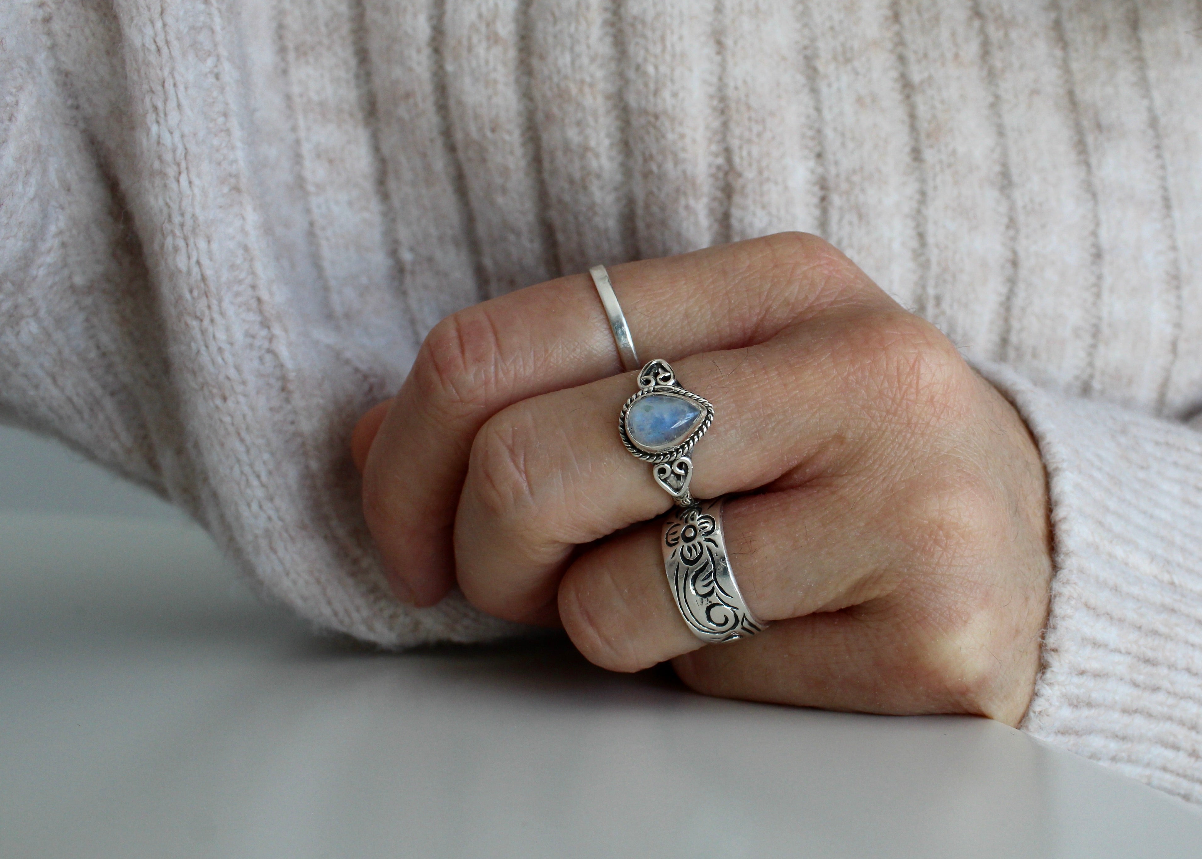 FORCE, bague argent sterling et pierre semi-précieuse, PIERRE DE LUNE.