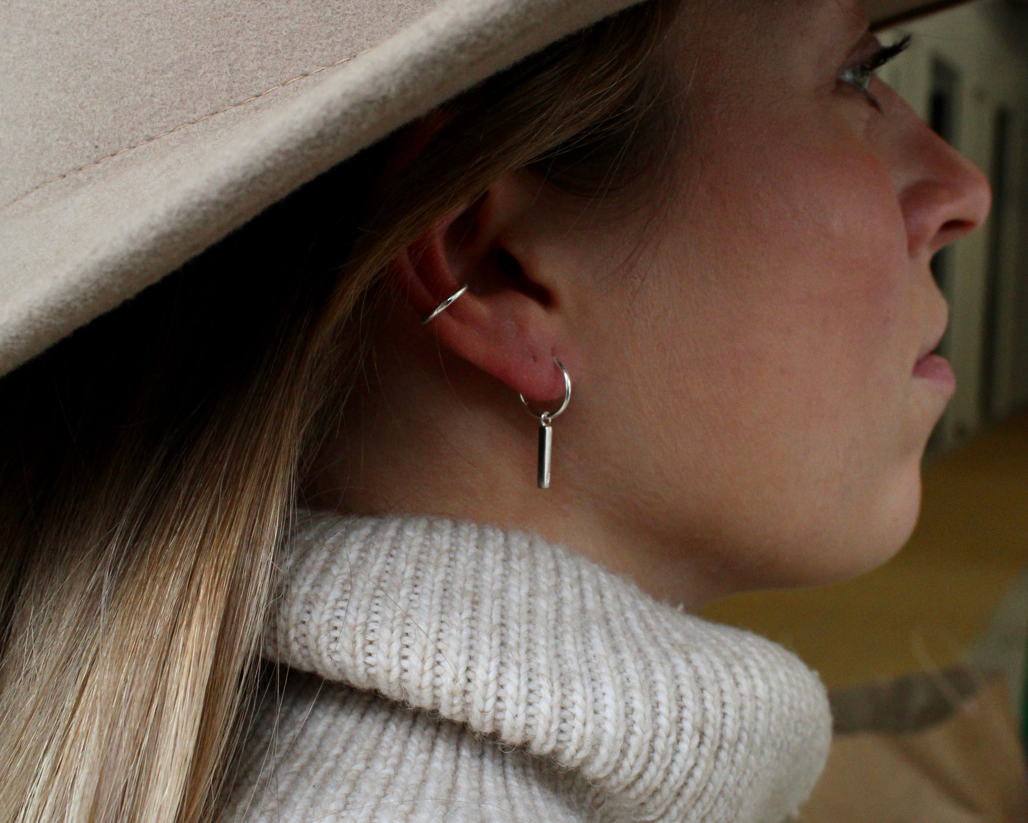 ÉLO, manchette d'oreille en argent. Ear cuff