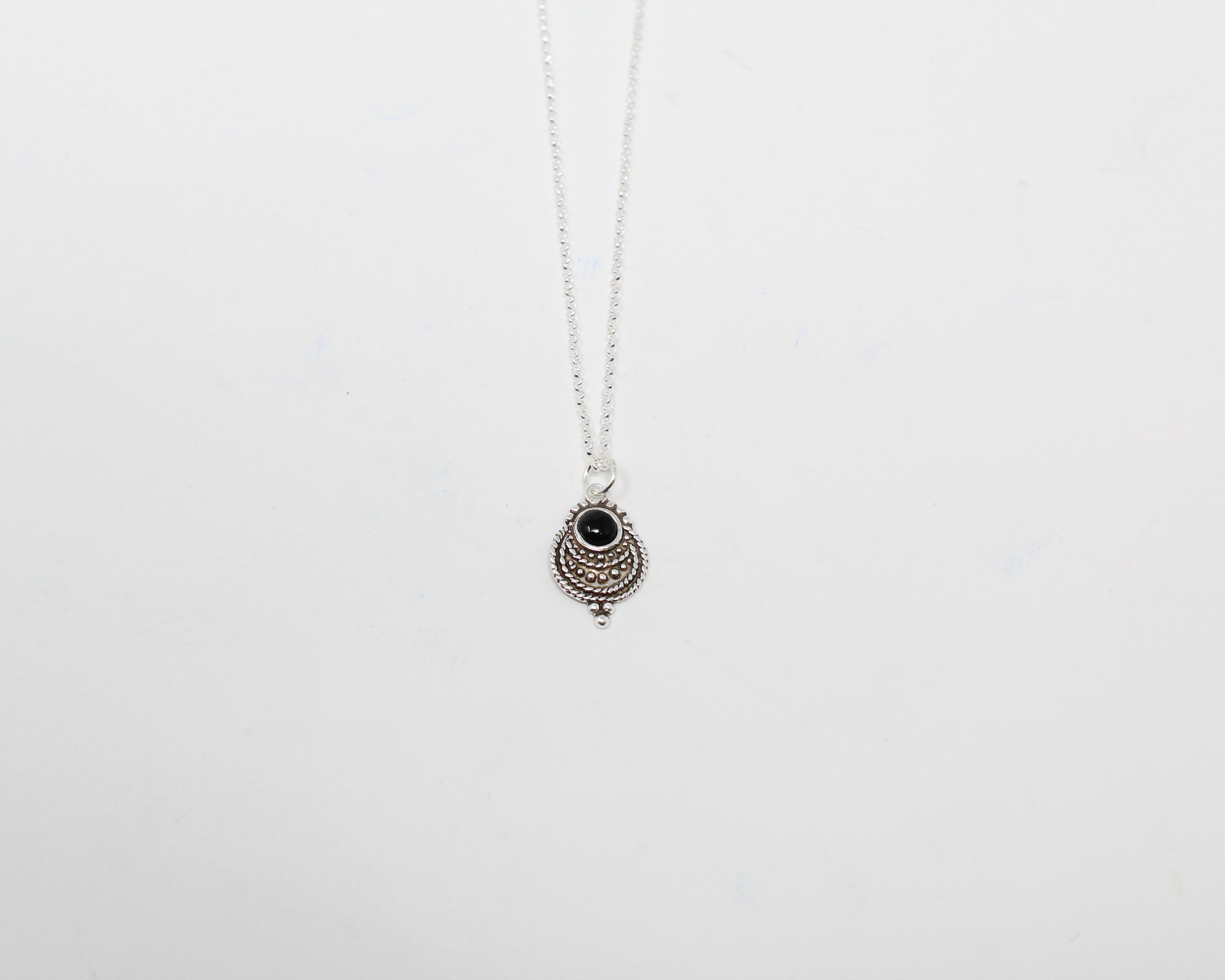 HIMA, collier argent sterling.