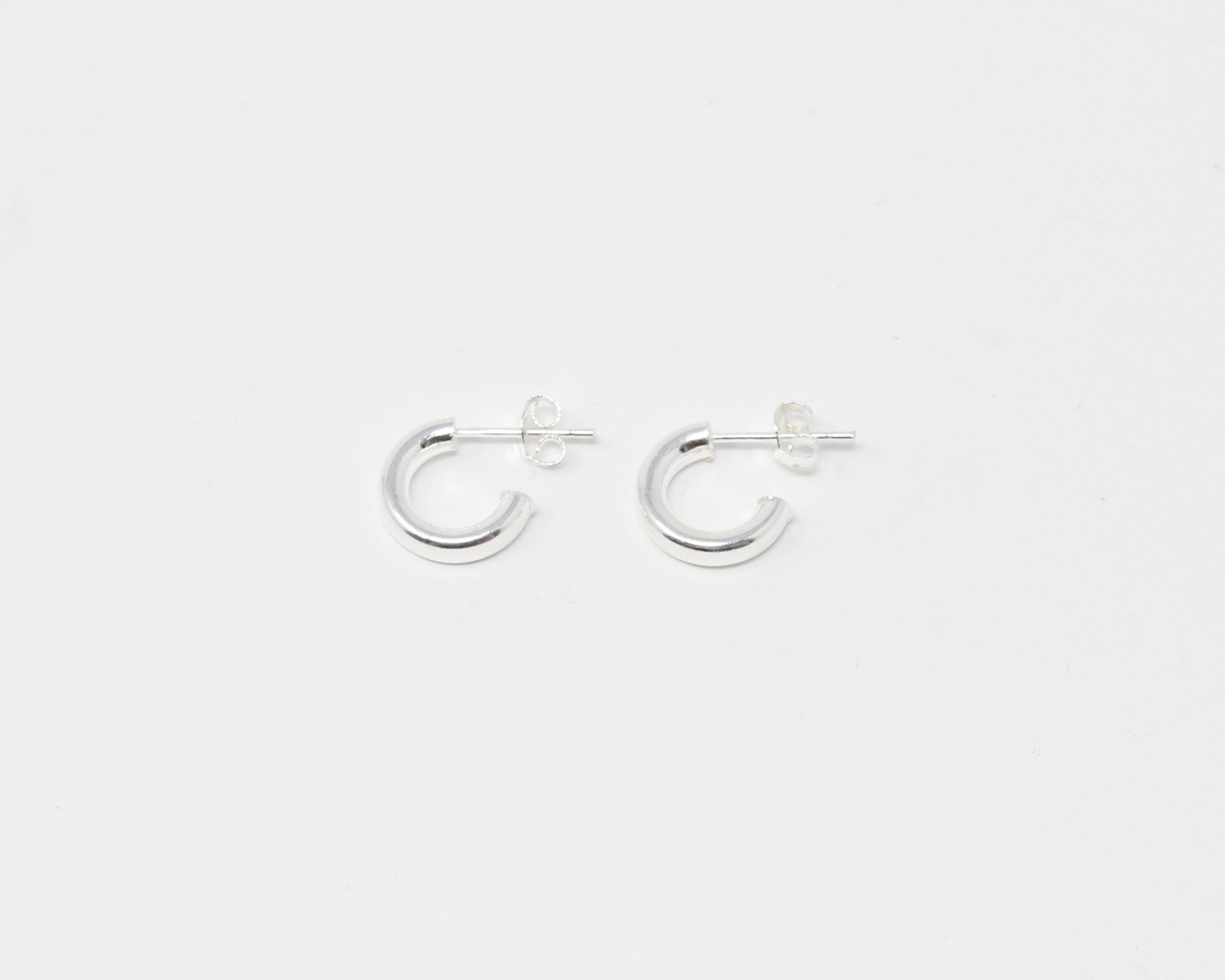 AVY, boucle d'oreille argent sterling.