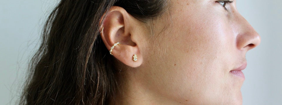 MANCHETTES D'OREILLES