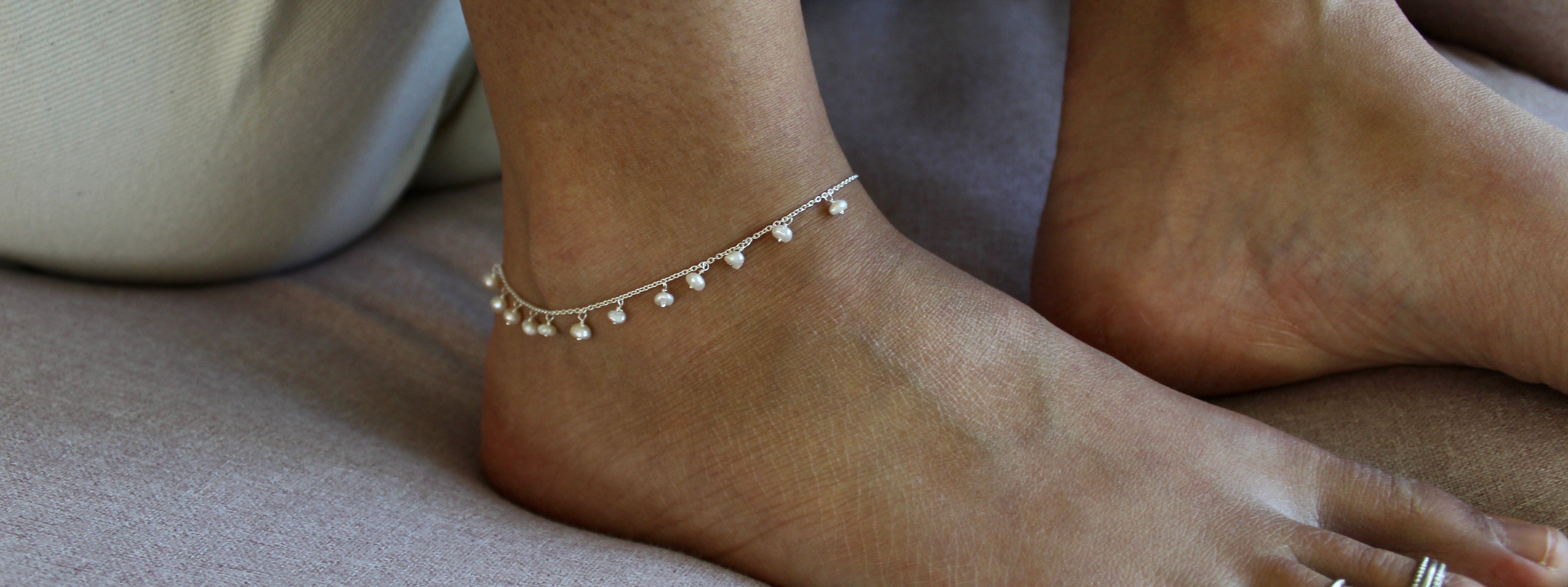 Bracelet de cheville.