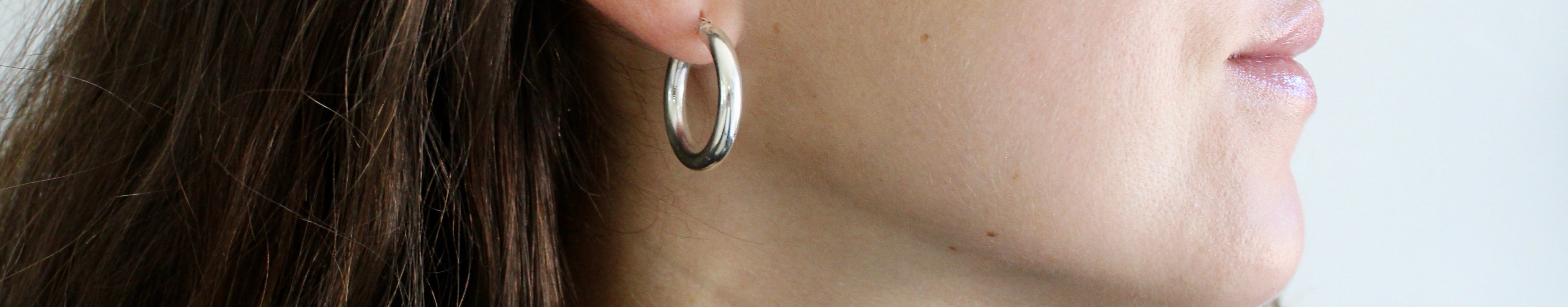 Boucles d'oreilles, argent sterling.
