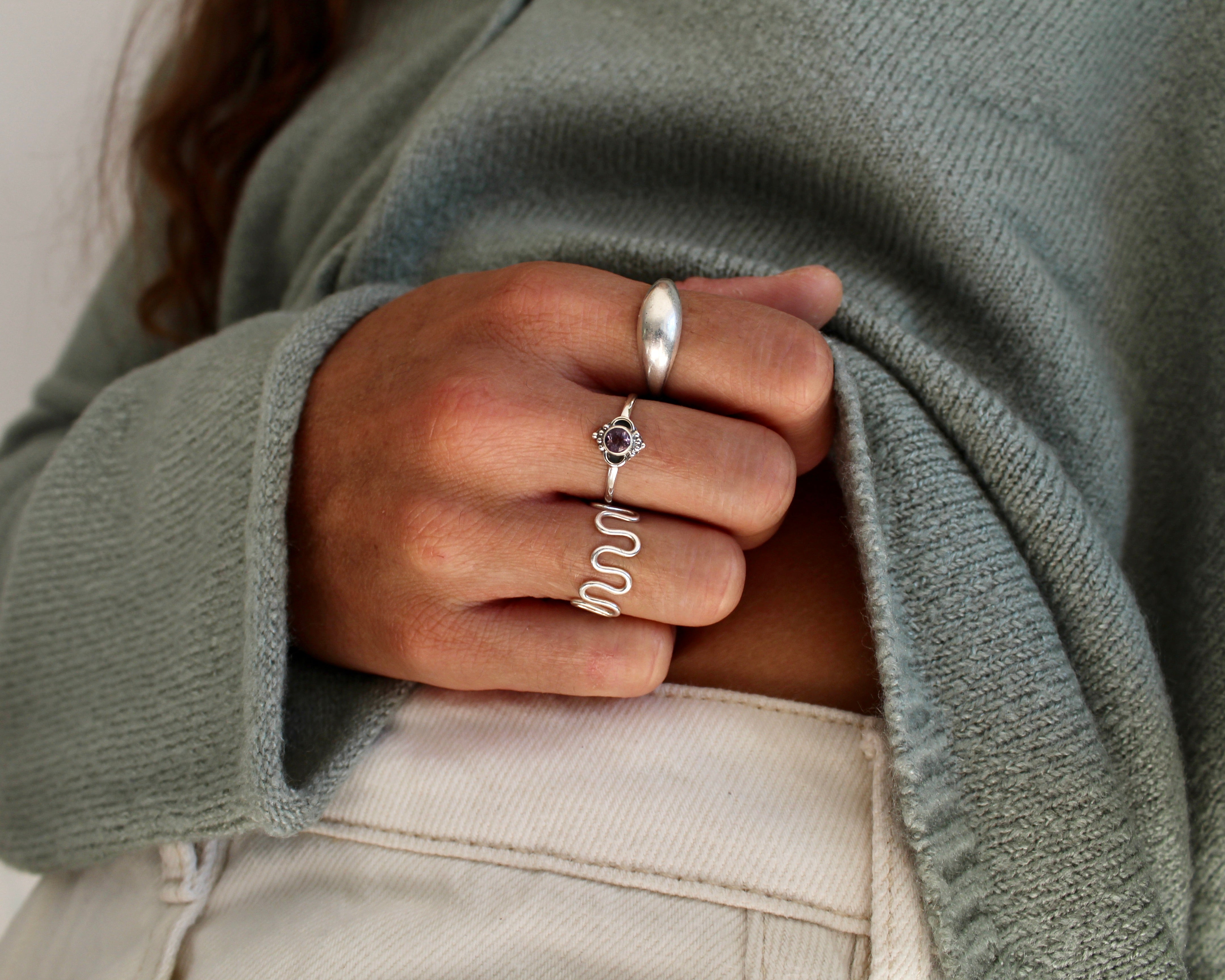 PAIX, bague argent sterling et pierre semi-précieuse, améthyste.