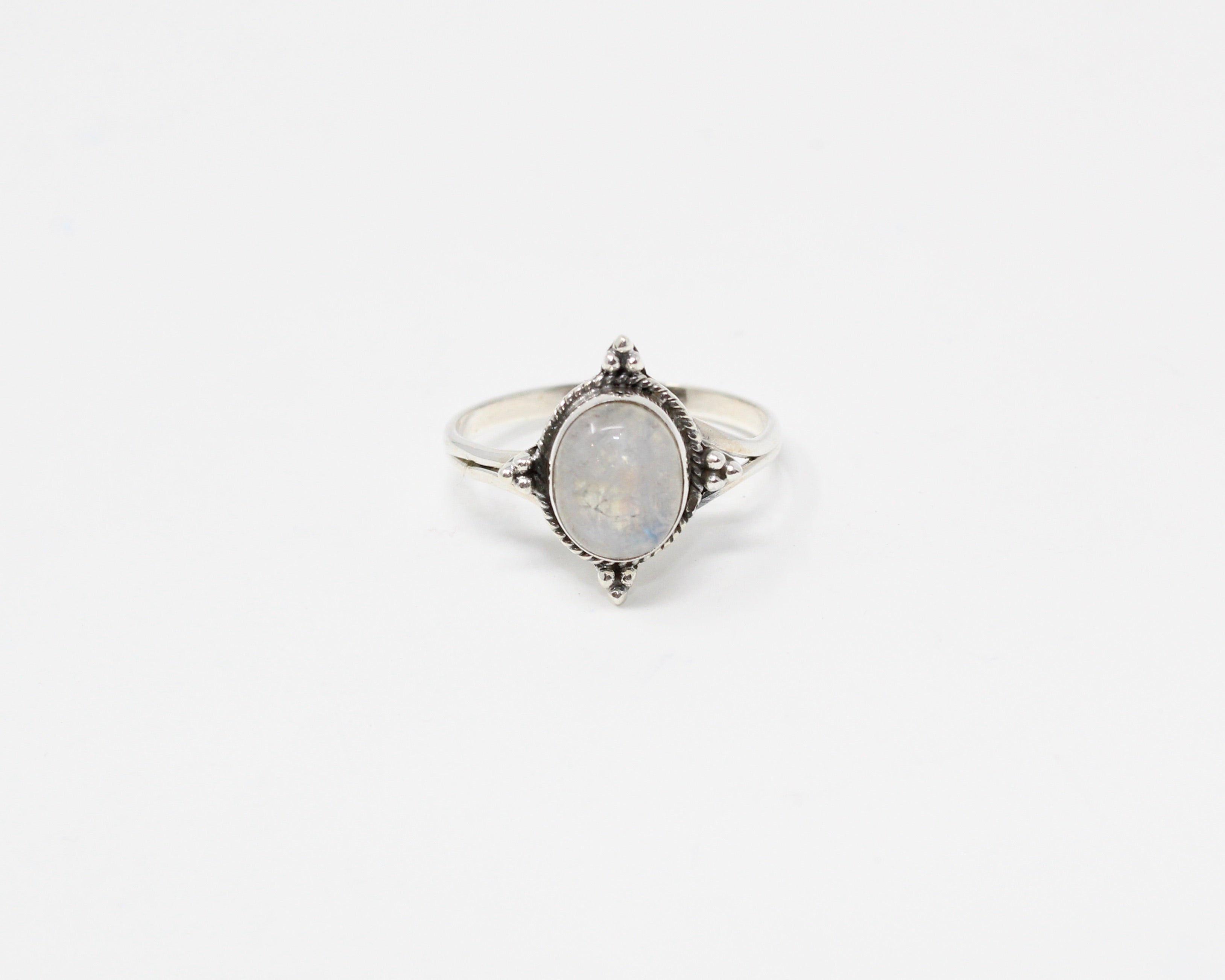 CHANCE, bague argent sterling et pierre semi-précieuse, pierre de lune.