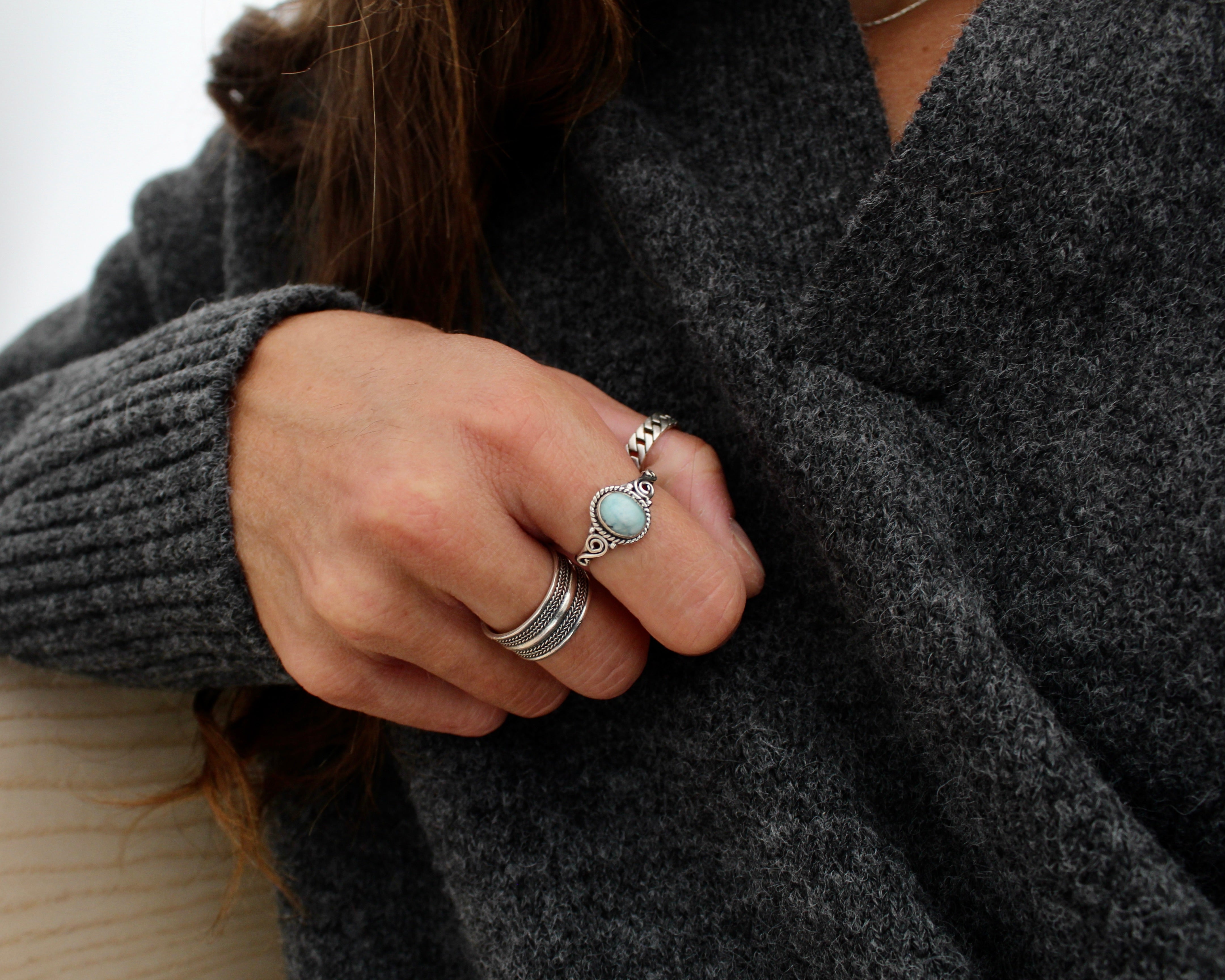 DOUCEUR, bague argent sterling et pierre semi-précieuse, larimar.