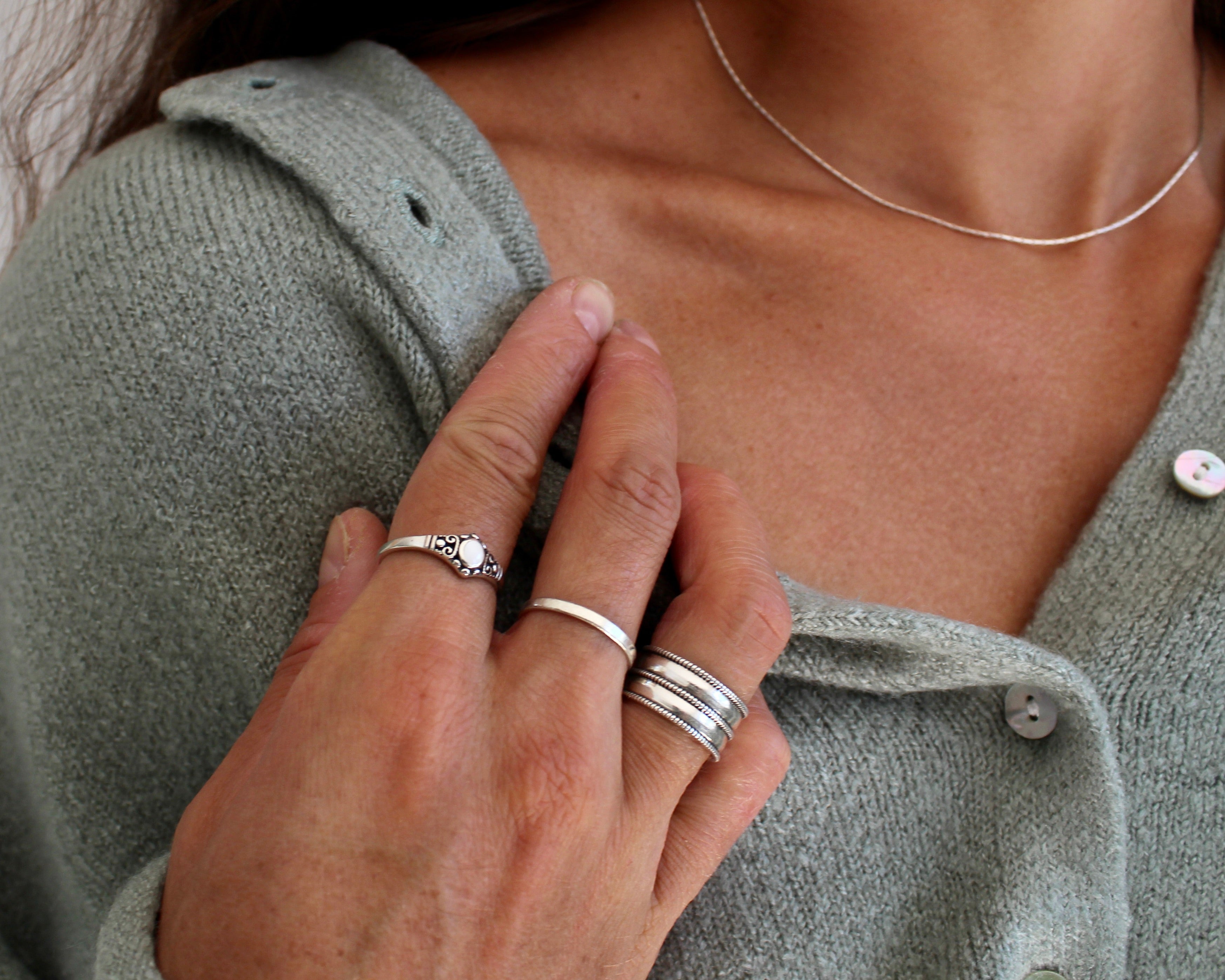 PERLÉE, bague argent sterling & nacre de perle.