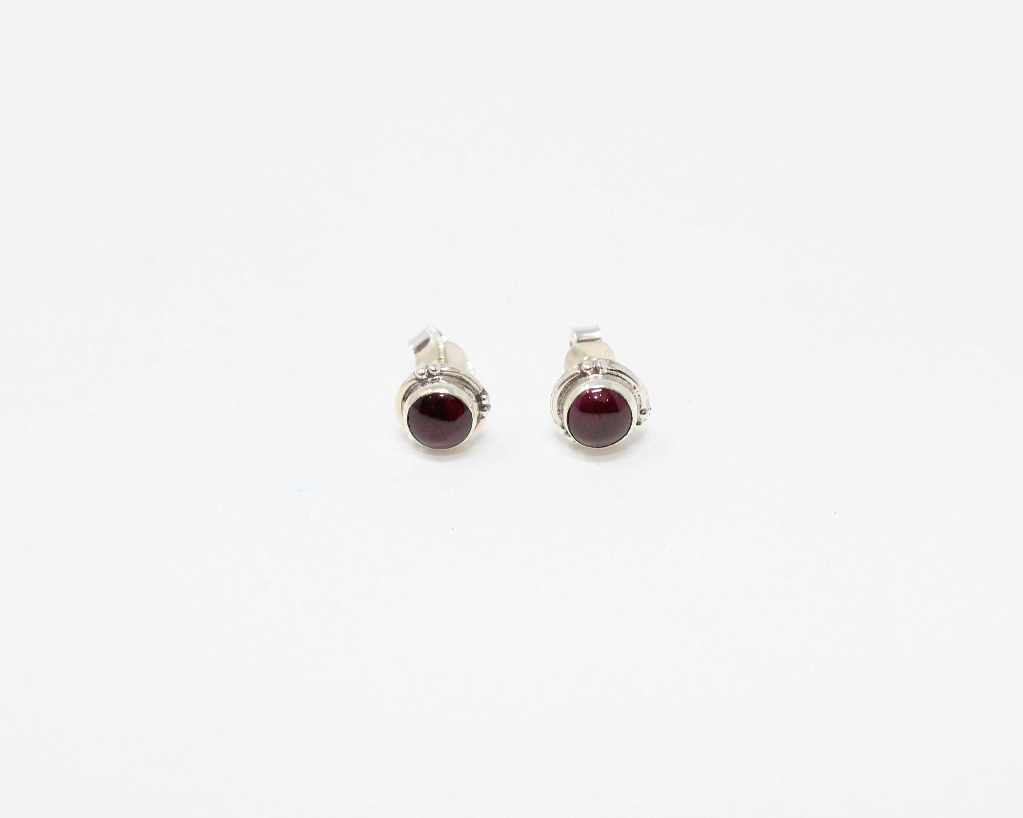 GRACE, boucles d'oreilles, argent sterling et pierre semi-précieuse, grenat.