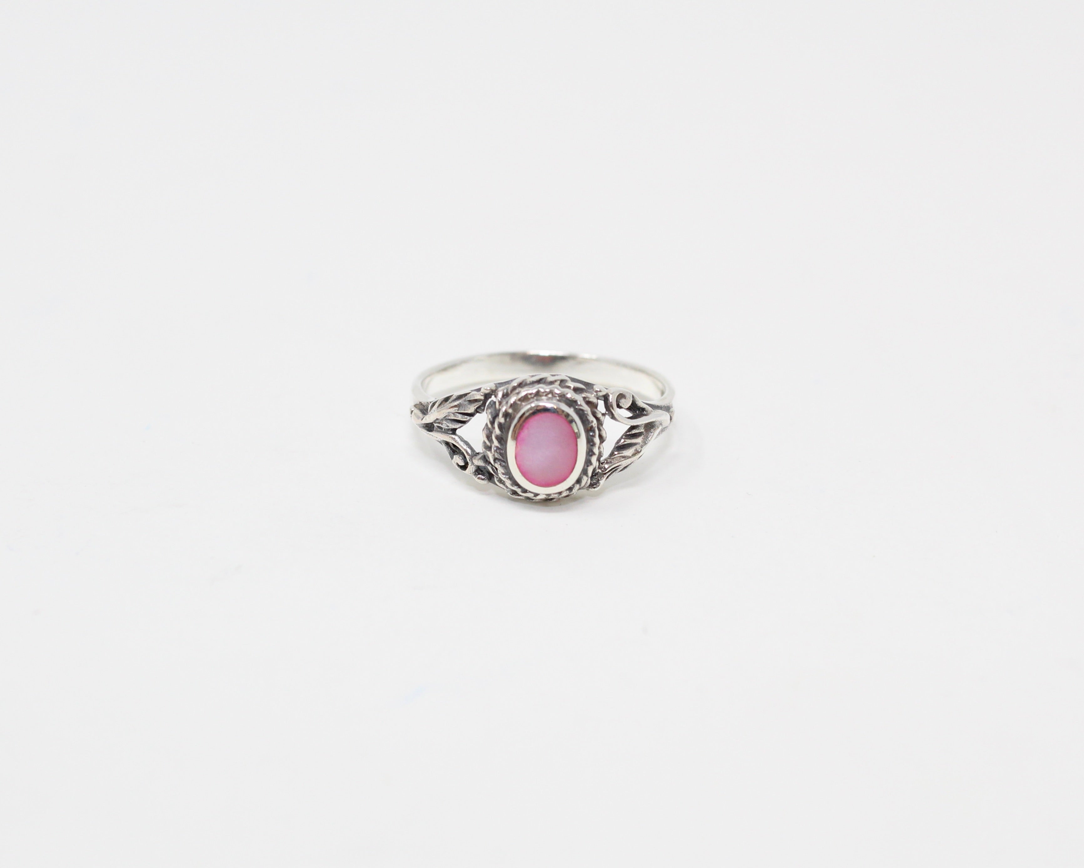 ROSÉE, bague argent sterling & nacre de perle.
