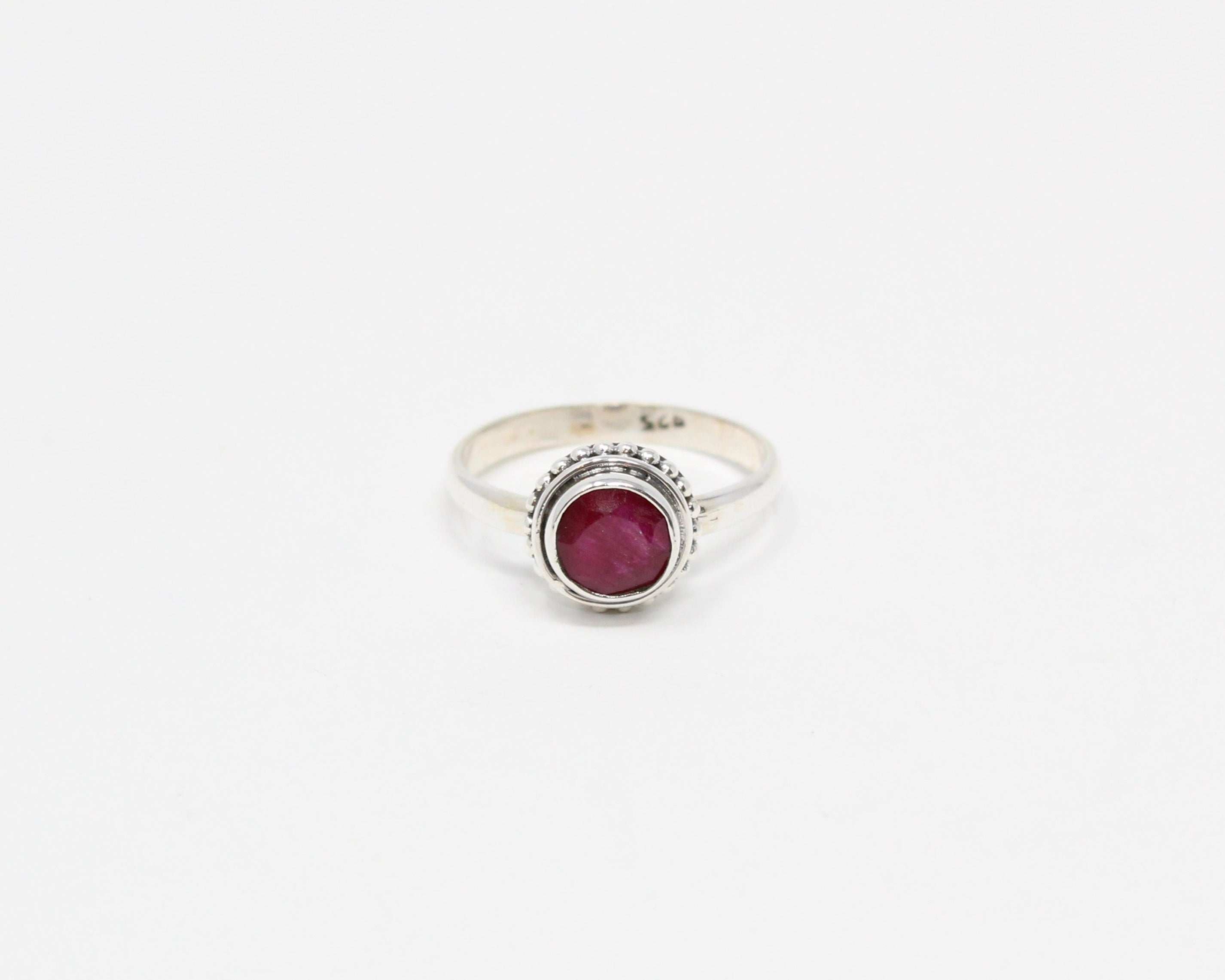 JUSTE, bague argent sterling & pierre semi-précieuse, rubis.