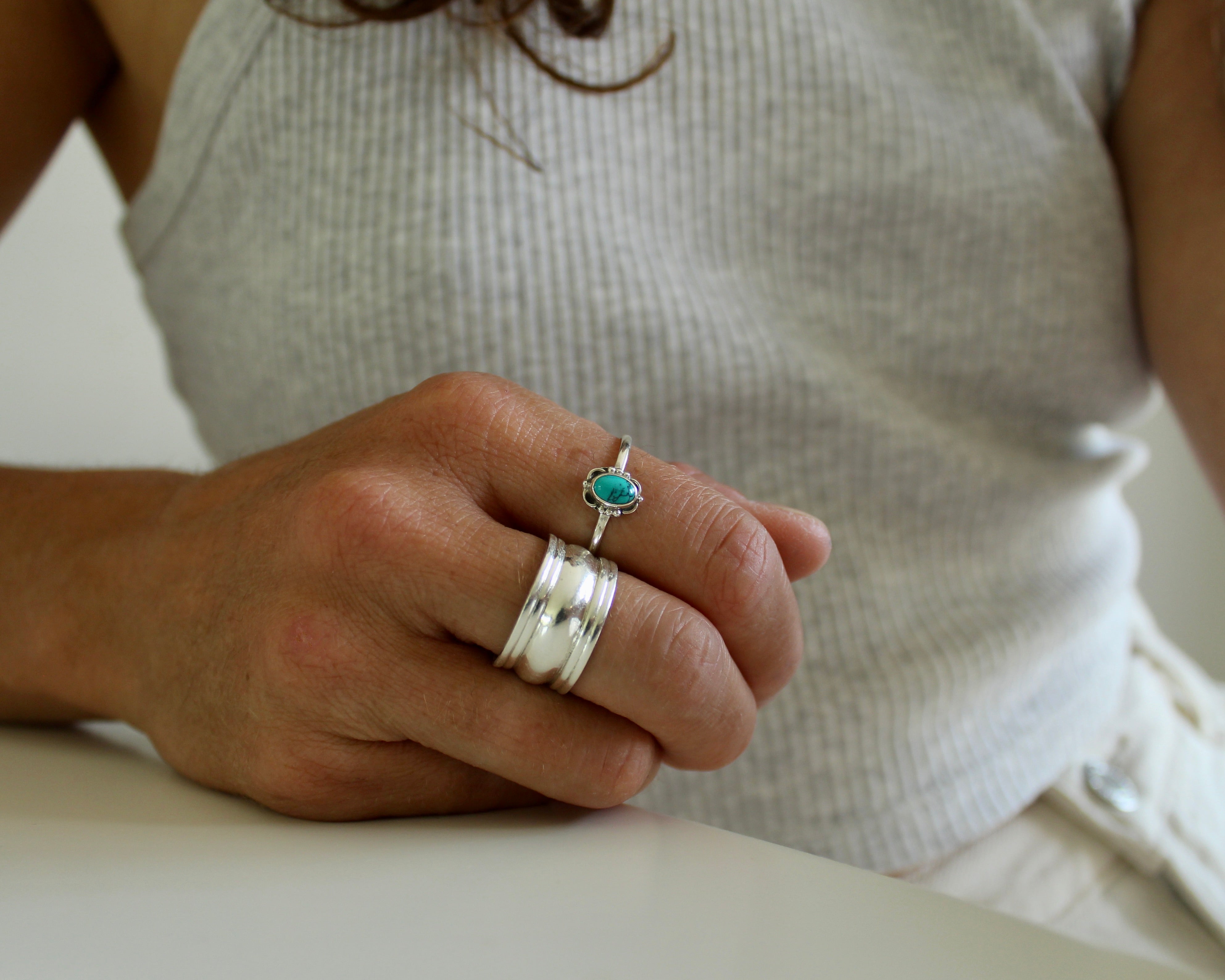 ÉQUILIBRE, bague argent et pierre semi-précieuse, turquoise.