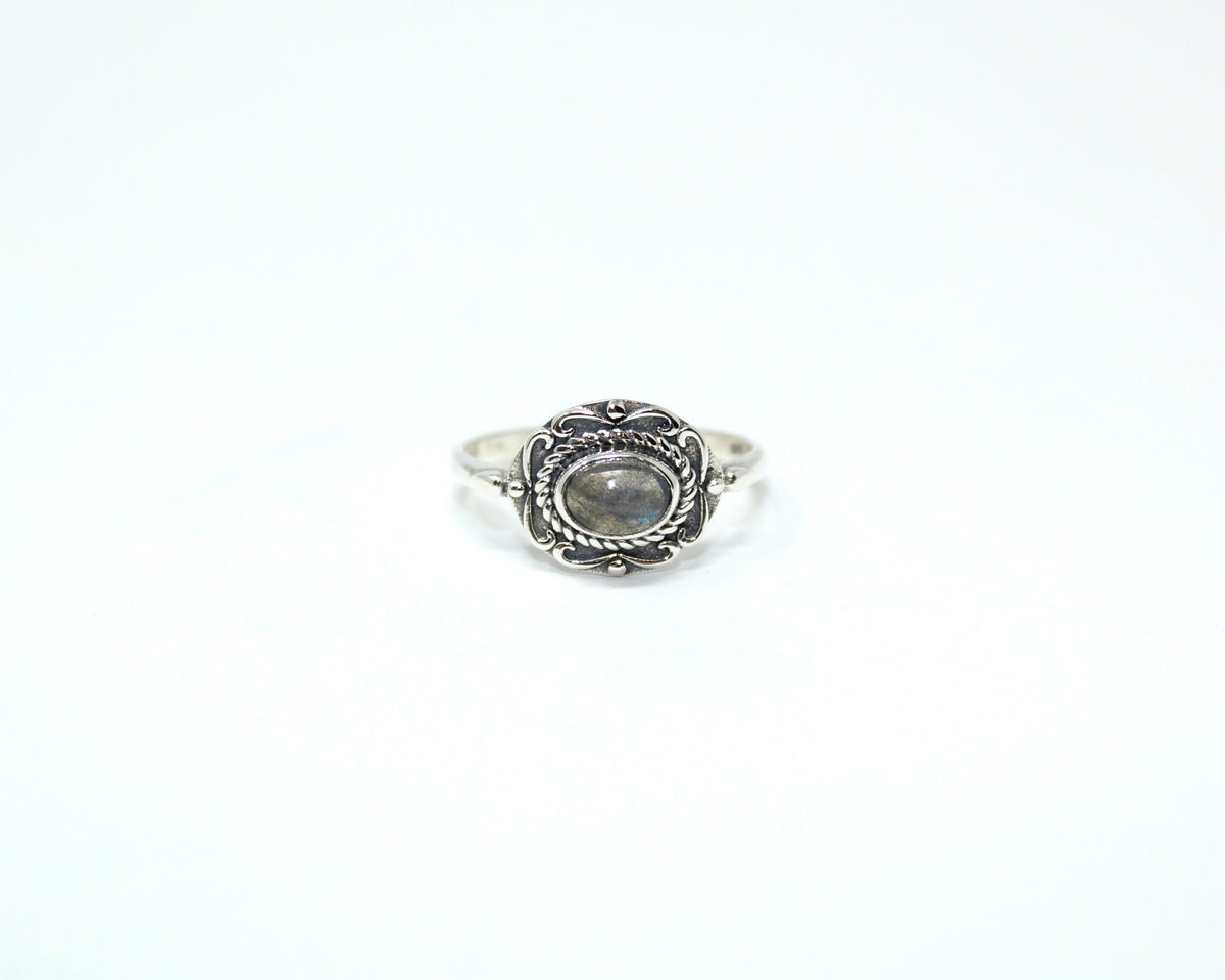 JOIE, bague argent sterling et pierre semi-précieuse, labradorite.