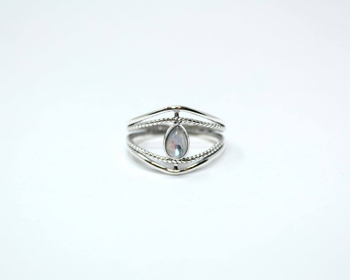 LOYAL, argent sterling et pierre semi-précieuse, labradorite.