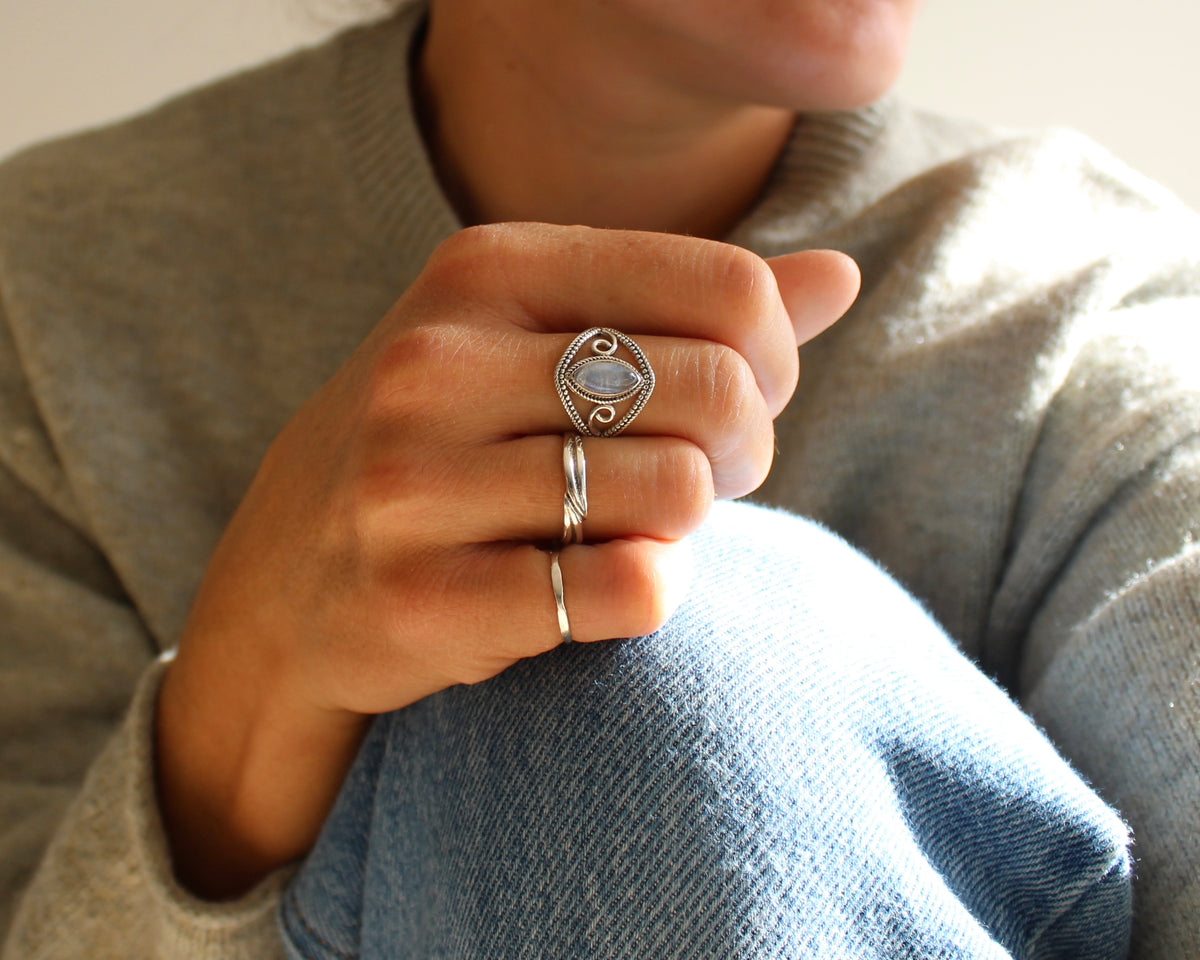 HARMONIE, bague argent sterling et pierre semi-précieuse, pierre de lune.