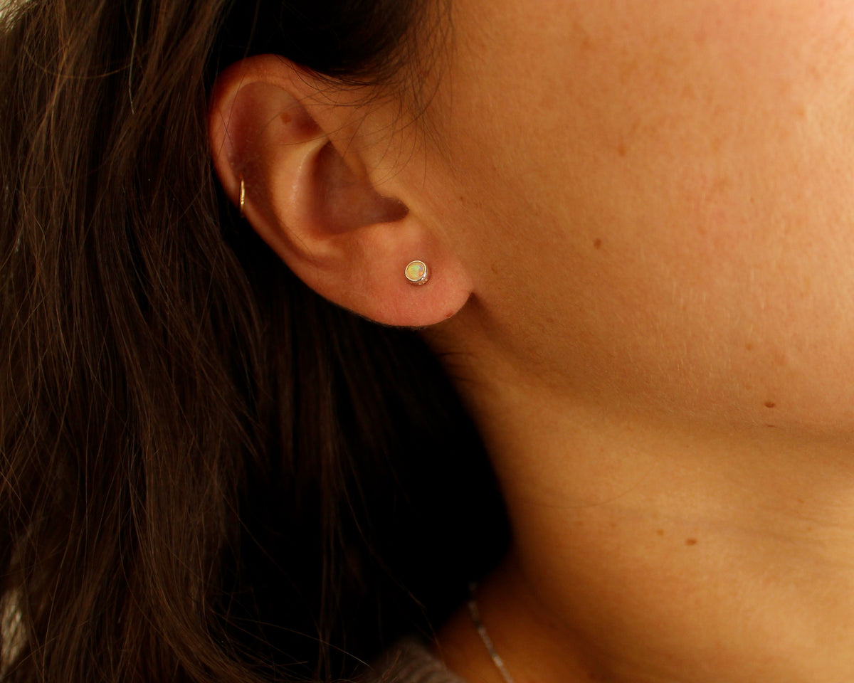 OPALE, boucle d'oreille argent sterling et opale.