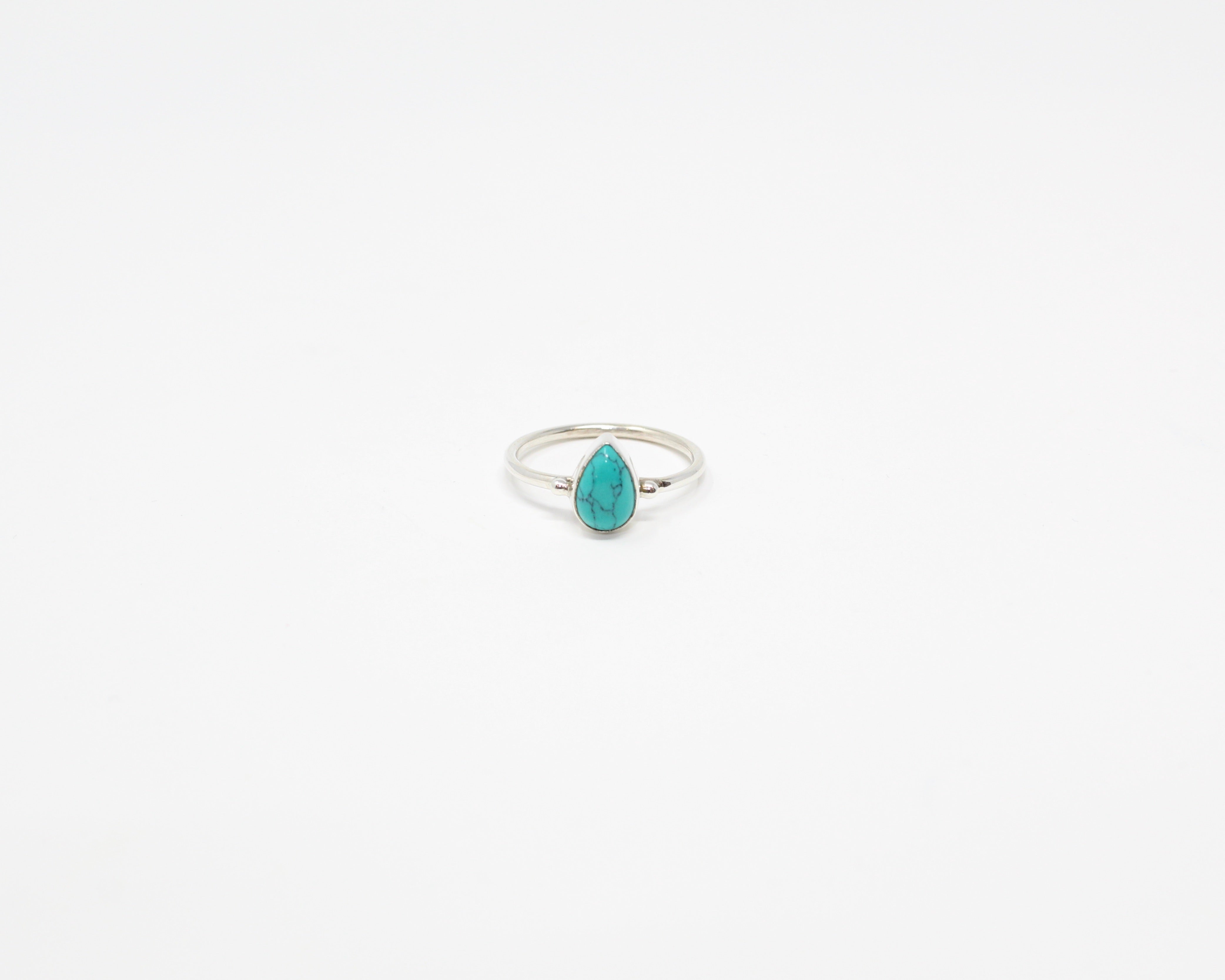 SIMPLICITÉ, bague argent sterling et pierre semi-précieuse, TURQUOISE.